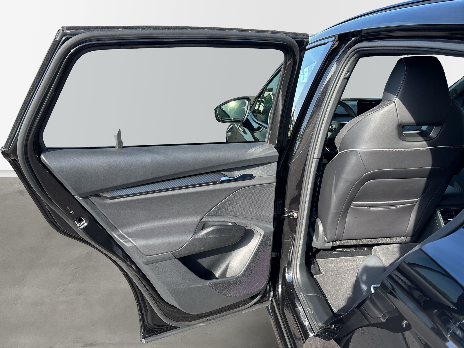 ENYAQ iV 60 SPORTLINE *SHZ*LED*NAVI*360 GRADKAMERA*