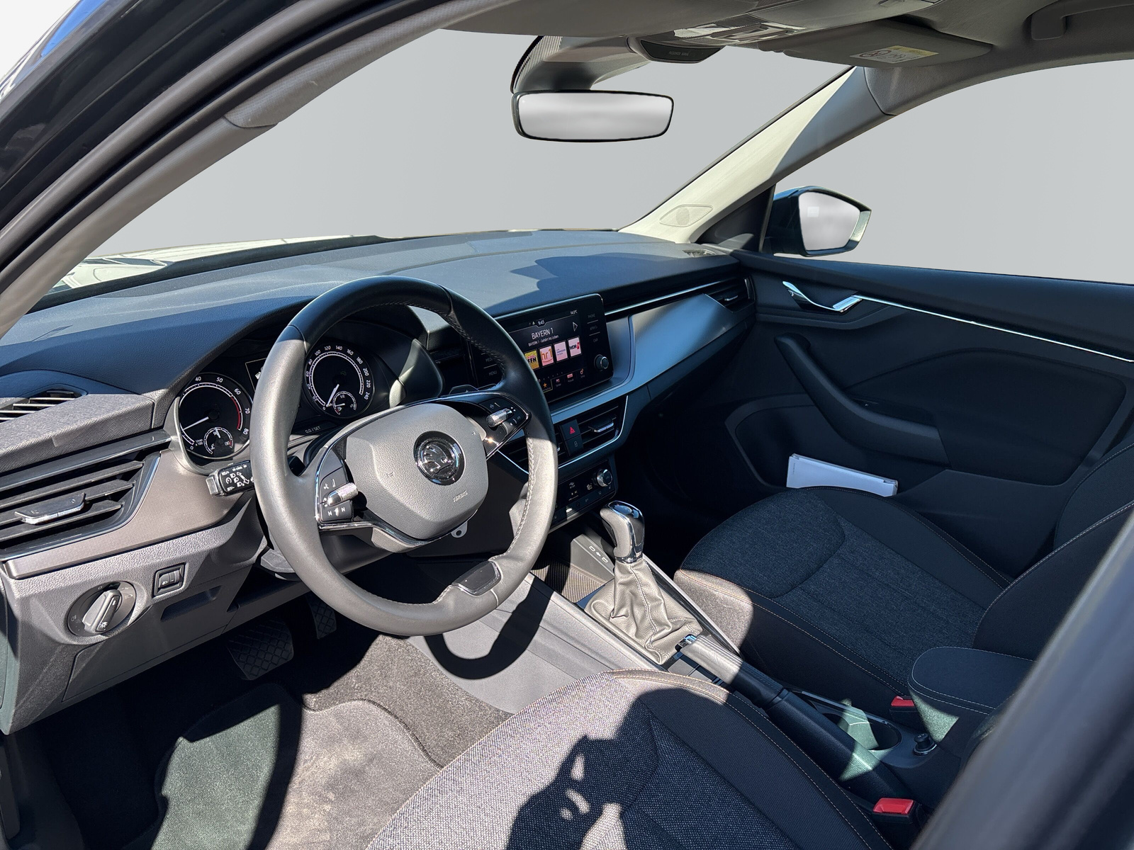 KAMIQ CLEVER 1.0 TSI *SHZ*LED*AHK*