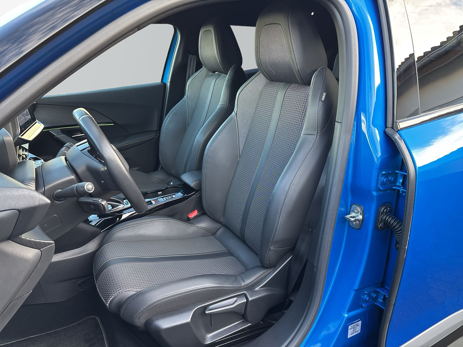 2008 (P1)(11.2019->) e- GT *SHZ*LED*NAVI*