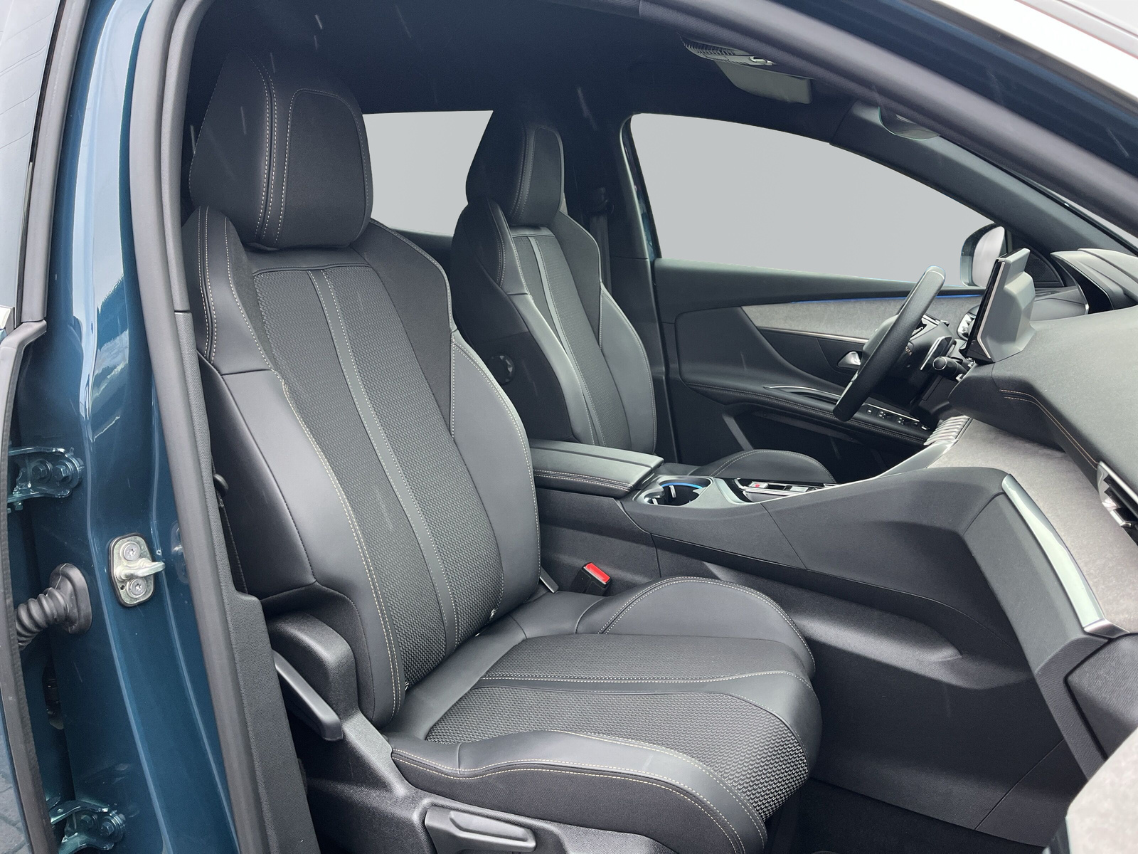 3008 GT 1.2 PureTech 130 EAT8 *SHZ*GRIP-CONTROL*KAMERA*