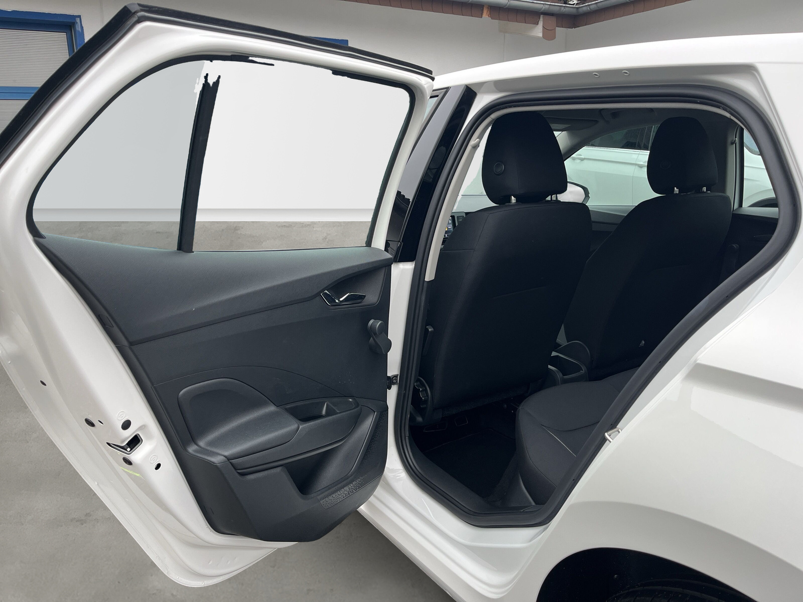 Fabia Active 1.0 MPI 5-Gang *PDC*BEGRENZER*LED*