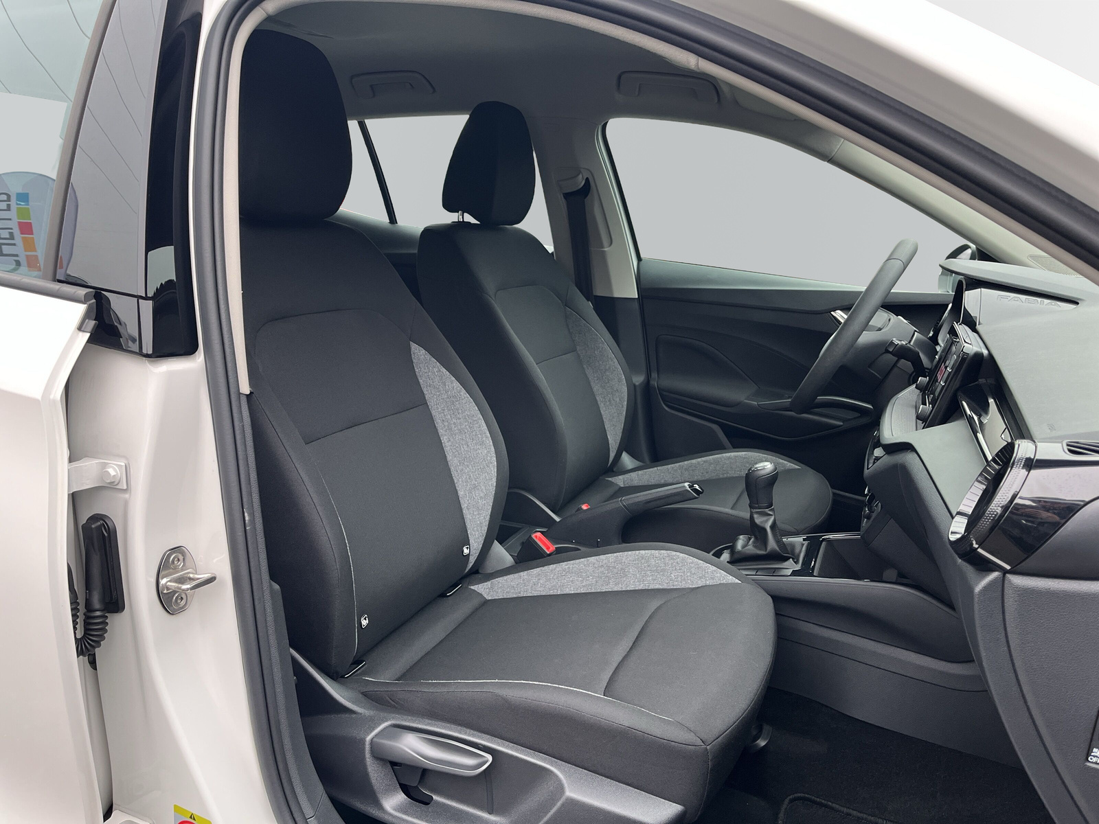 Fabia Active 1.0 MPI 5-Gang *PDC*BEGRENZER*LED*