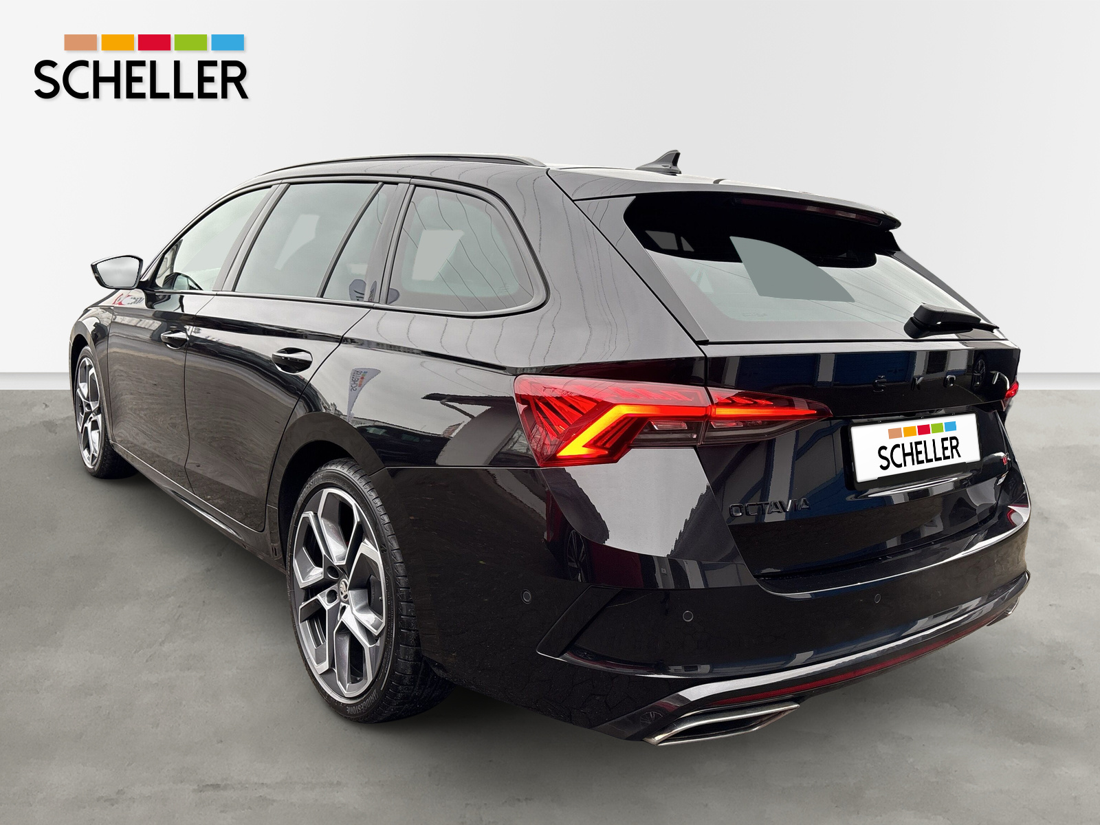 Octavia Combi RS 4x4 2.0 TDI DSG *HEAD-UP*NAVI*CANTON*AHK*