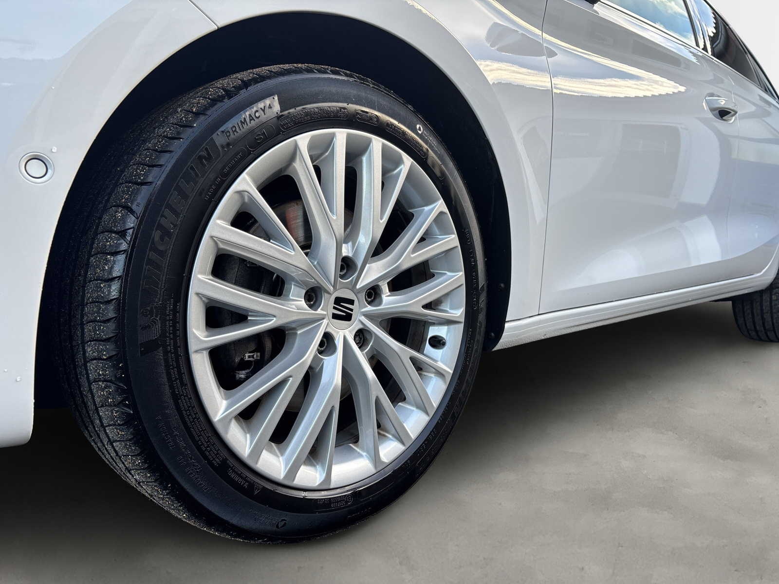 Leon Sportstourer Xcellence *SHZ*LED*NAVI*