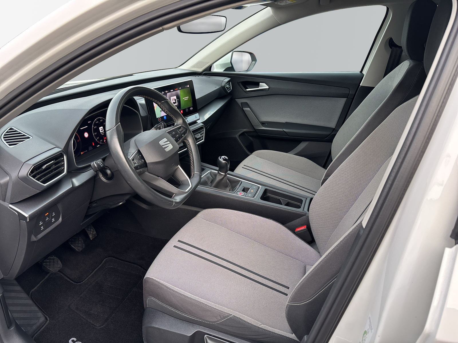 Leon Sportstourer Style 2.0 TDI 6-Gang *AHK*NAVI*KAMERA+PDC*LED*