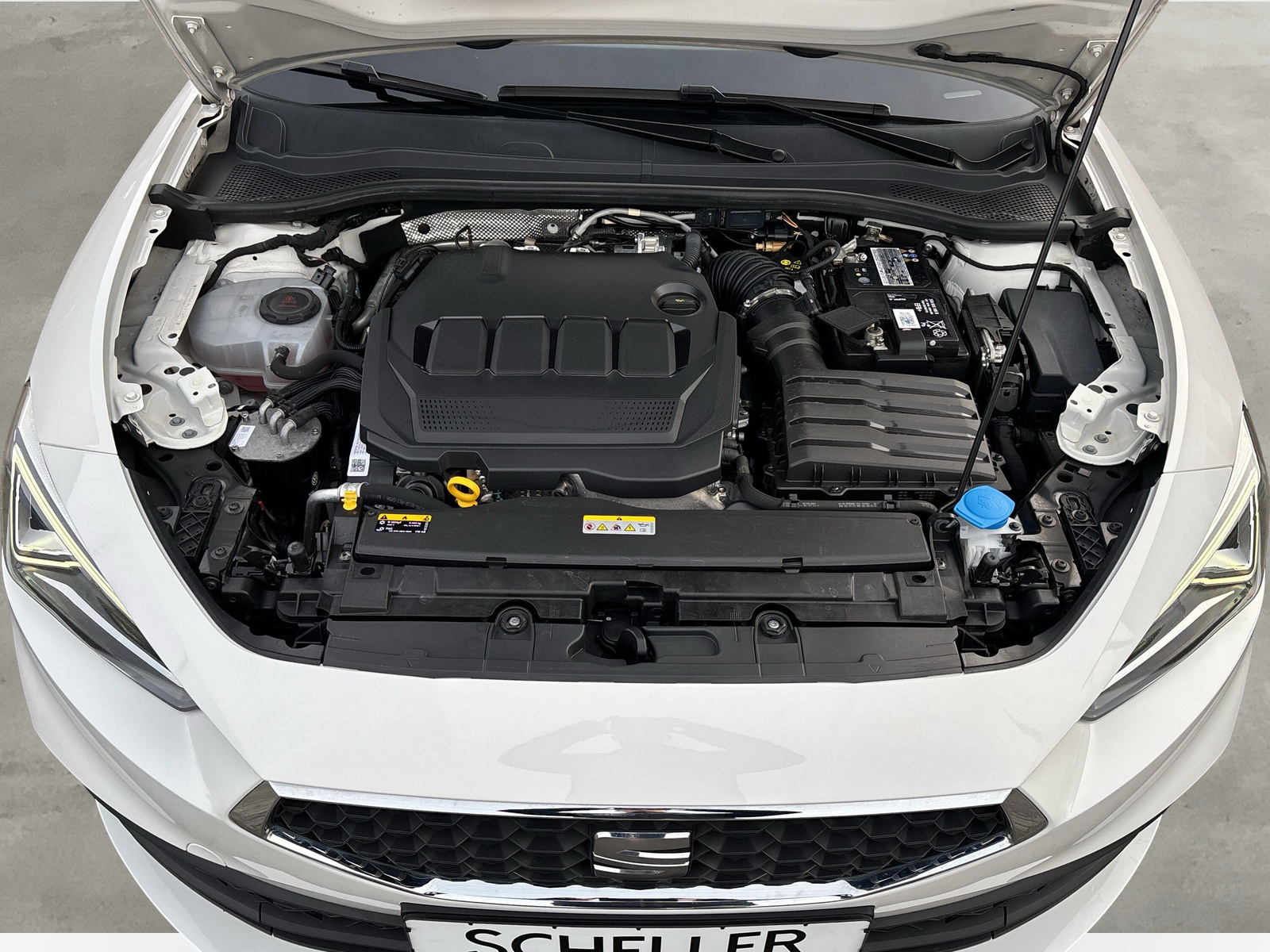 Leon Sportstourer Style 2.0 TDI 6-Gang *AHK*NAVI*KAMERA+PDC*LED*