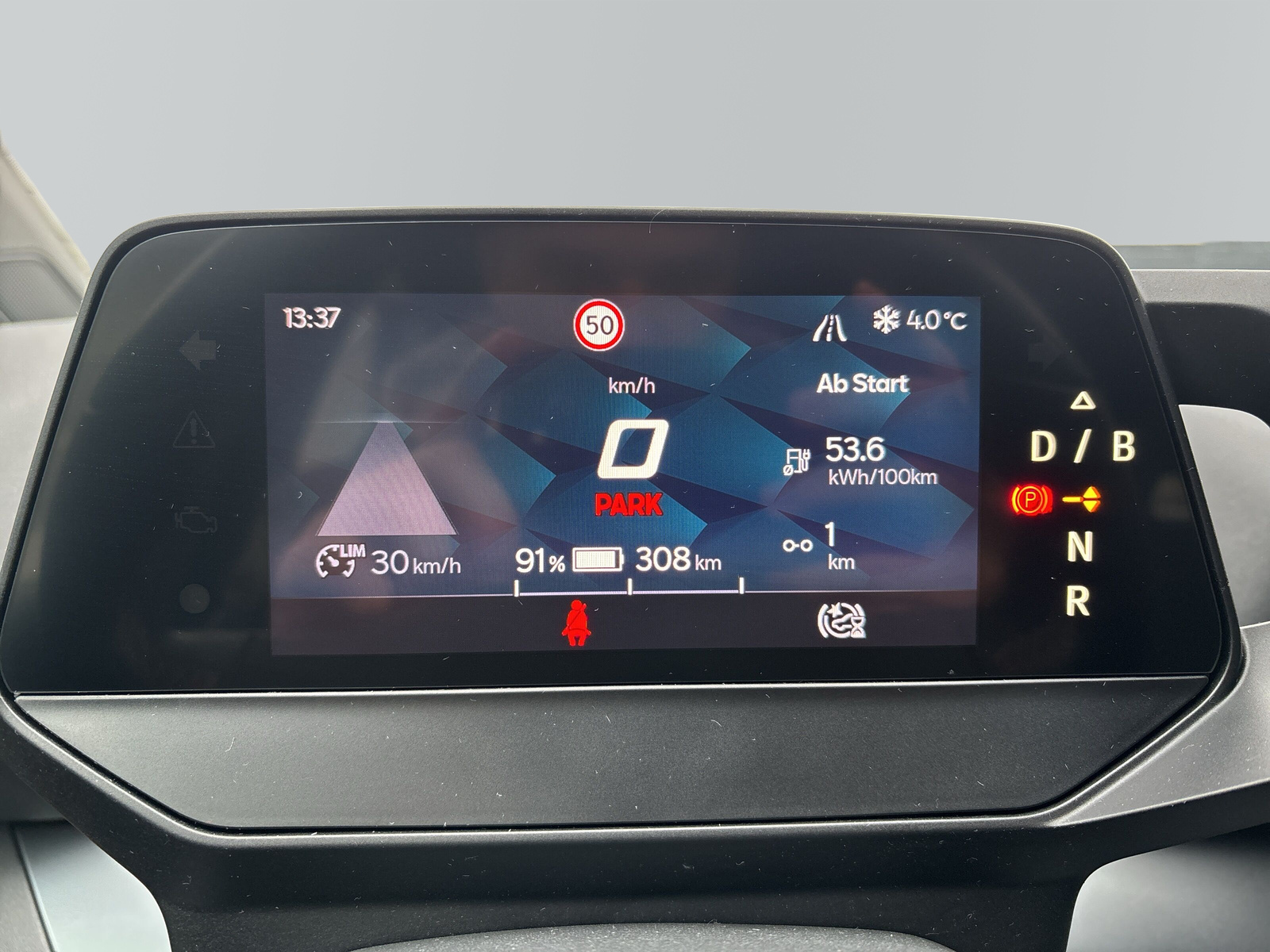 Born 150 kW *SHZ*LED*