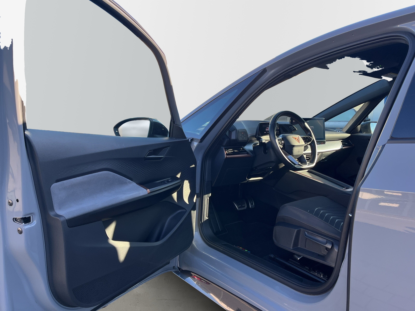 Born 150 kW (58kWh) *SHZ*ACC*NAVI*