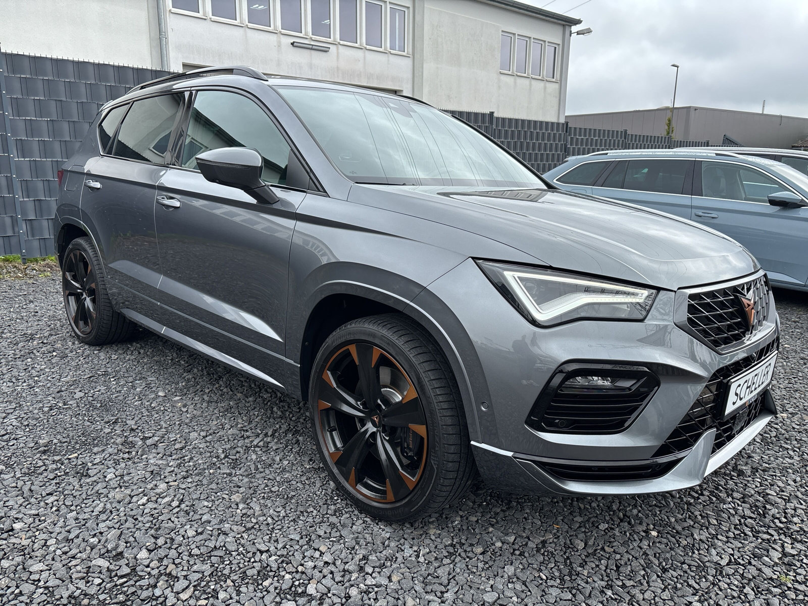 Ateca Basis 4Drive 2.0 TSI DSG *BEATS*360-GRAD*BUSINESS-PAKET*