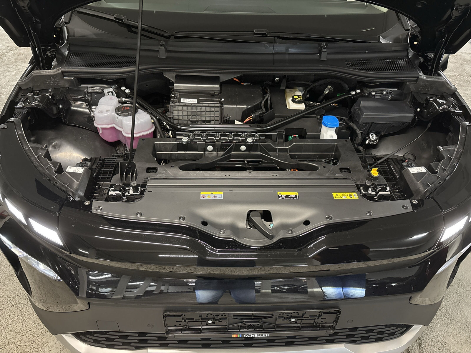 Elroq 85 82 kWh Batterie Elektromotor 210 kW 1-Gang-Automati AHK*Wärmepumpe