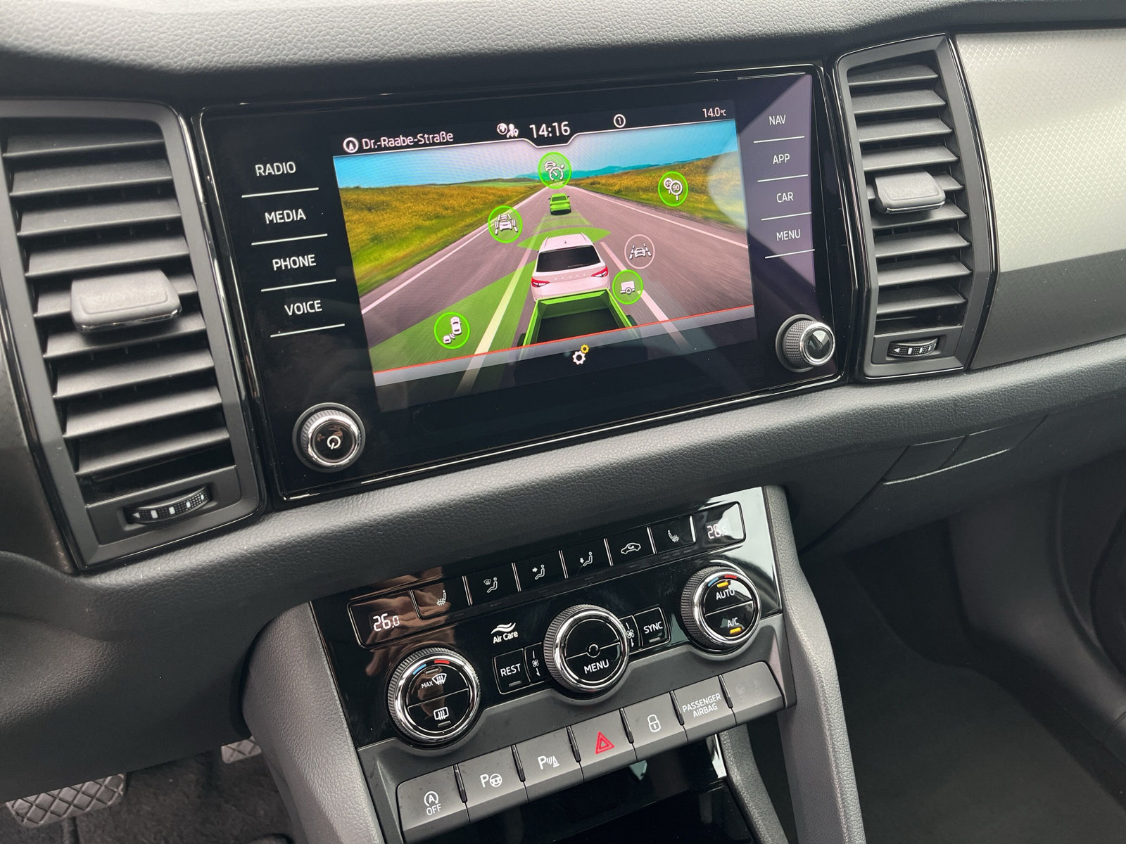 Kodiaq Clever 4x4 2.0 TDI DSG *AHK*ACC*PDC*4xSHZ*