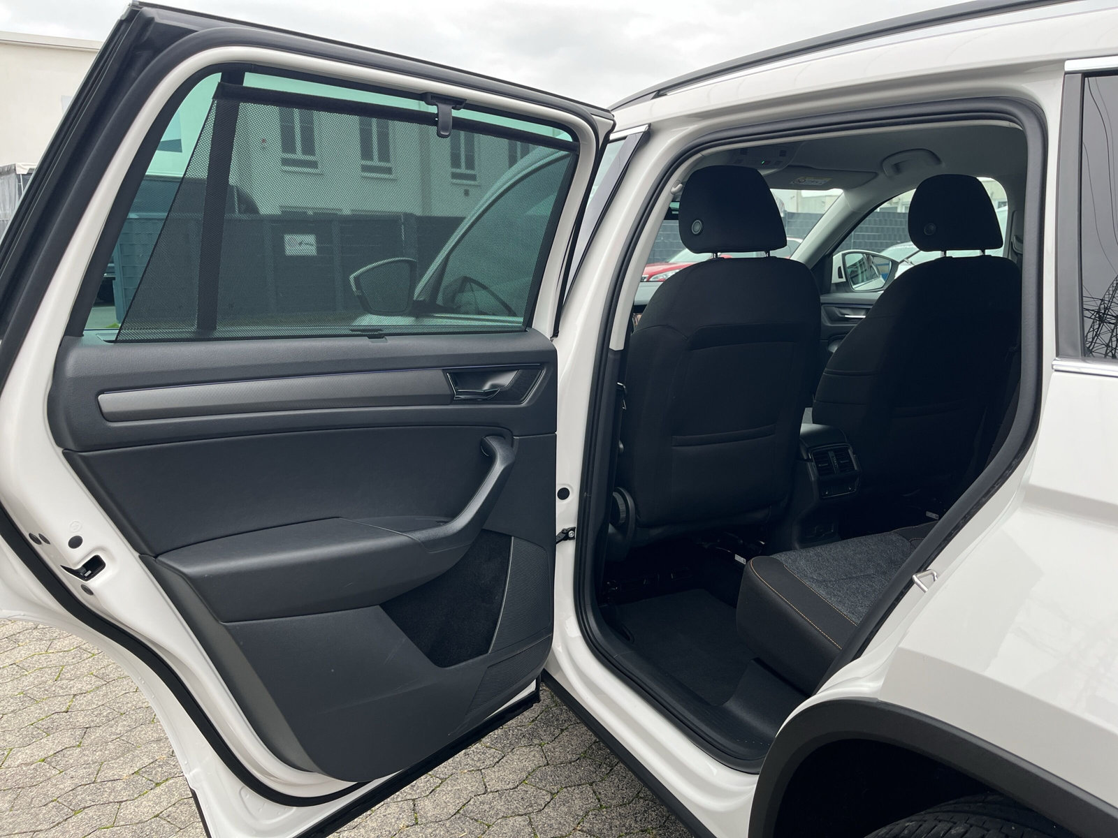 Kodiaq Clever 4x4 2.0 TDI DSG *AHK*ACC*PDC*4xSHZ*