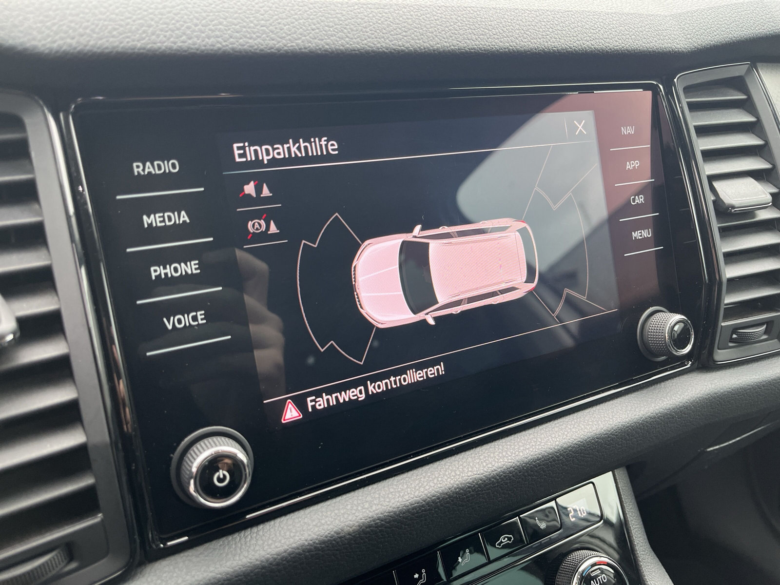 Kodiaq Clever 4x4 2.0 TDI DSG *AHK*ACC*PDC*4xSHZ*