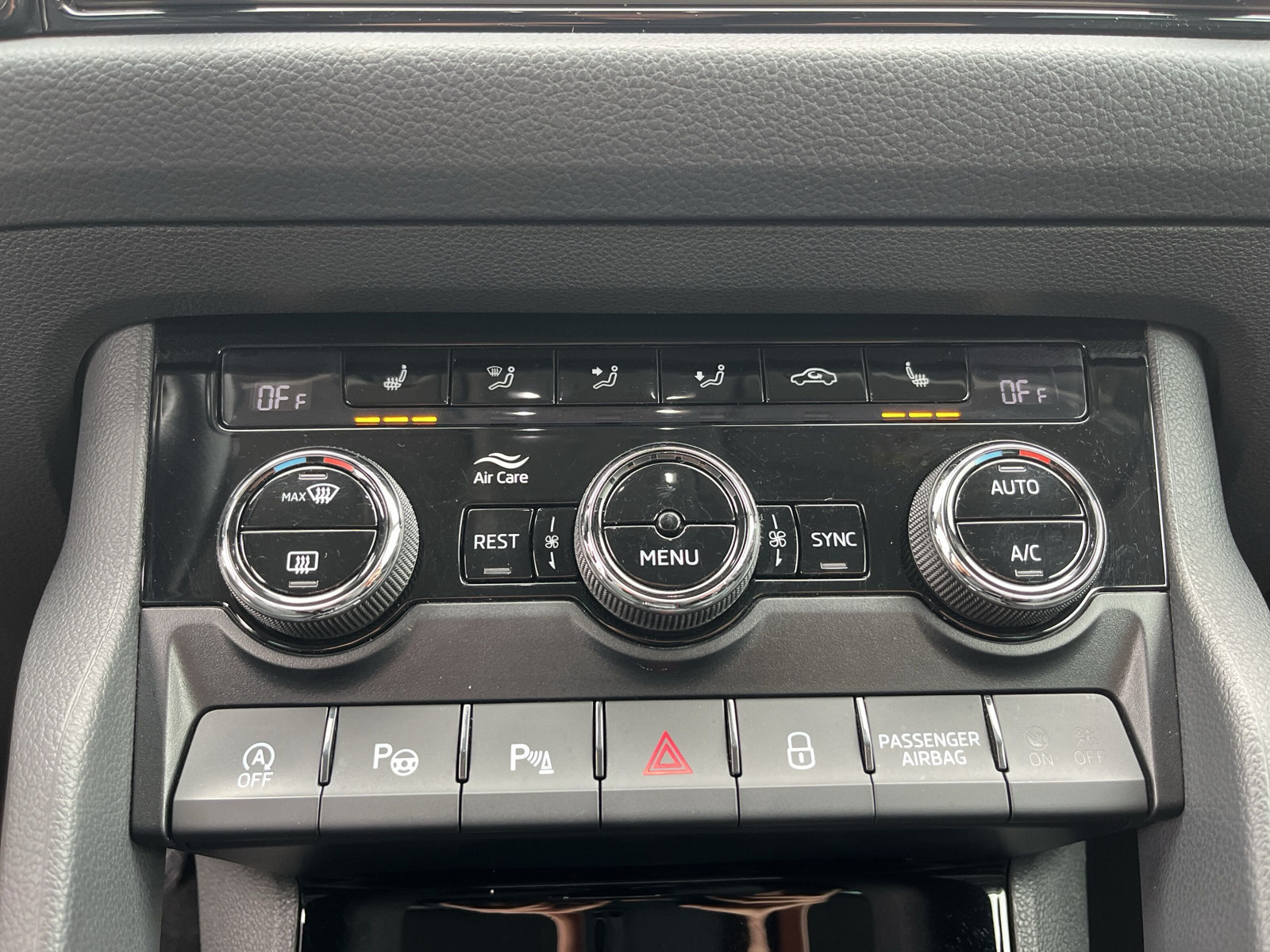 Kodiaq Clever 4x4 2.0 TDI DSG *AHK*ACC*PDC*4xSHZ*