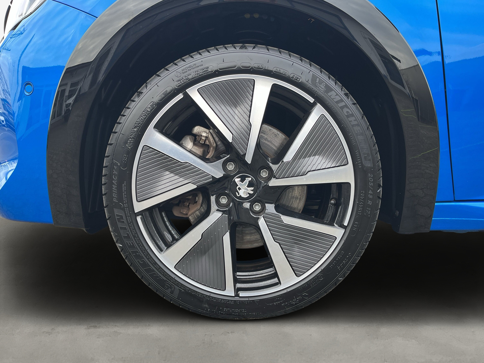 208 e- GT *SHZ*LED*KAMERA*