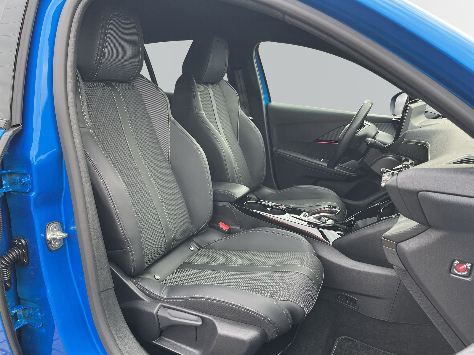 208 e- GT *SHZ*LED*KAMERA*