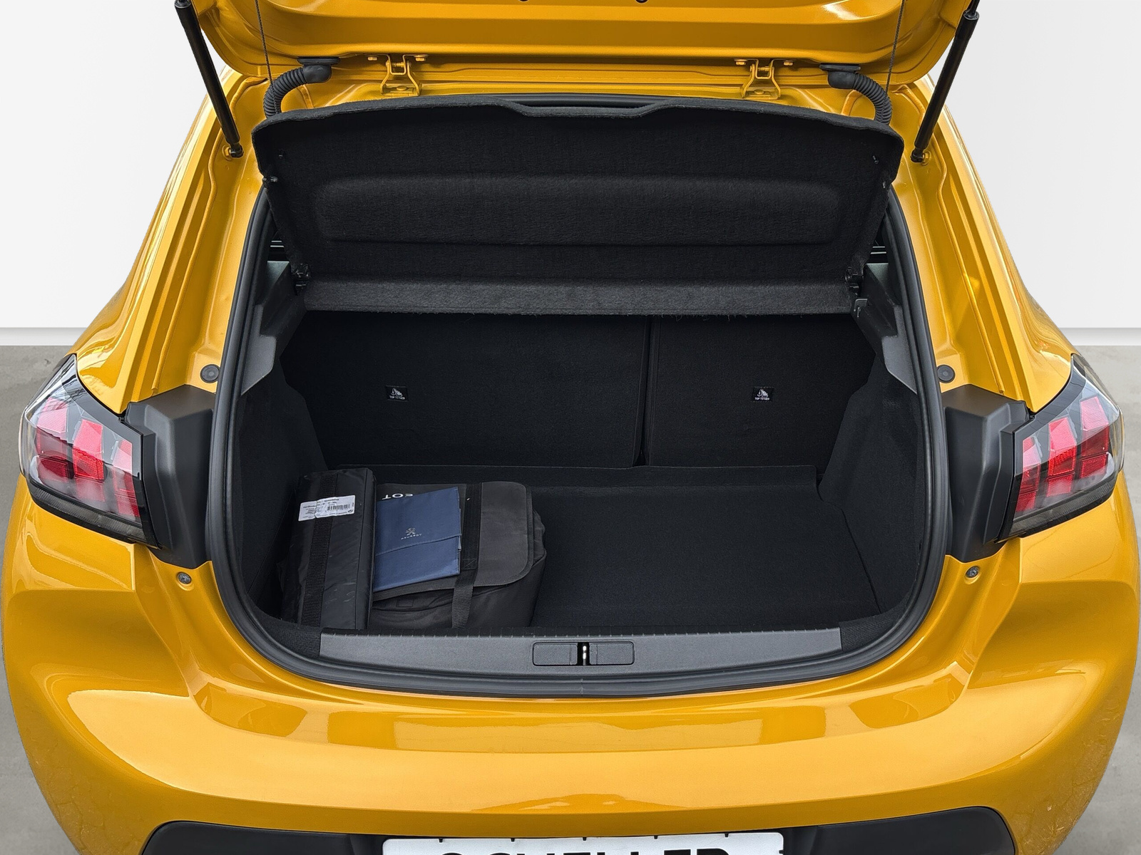 e 208 e- Active 50kWh *KLIMAAUTO*MIRROR-LINK*