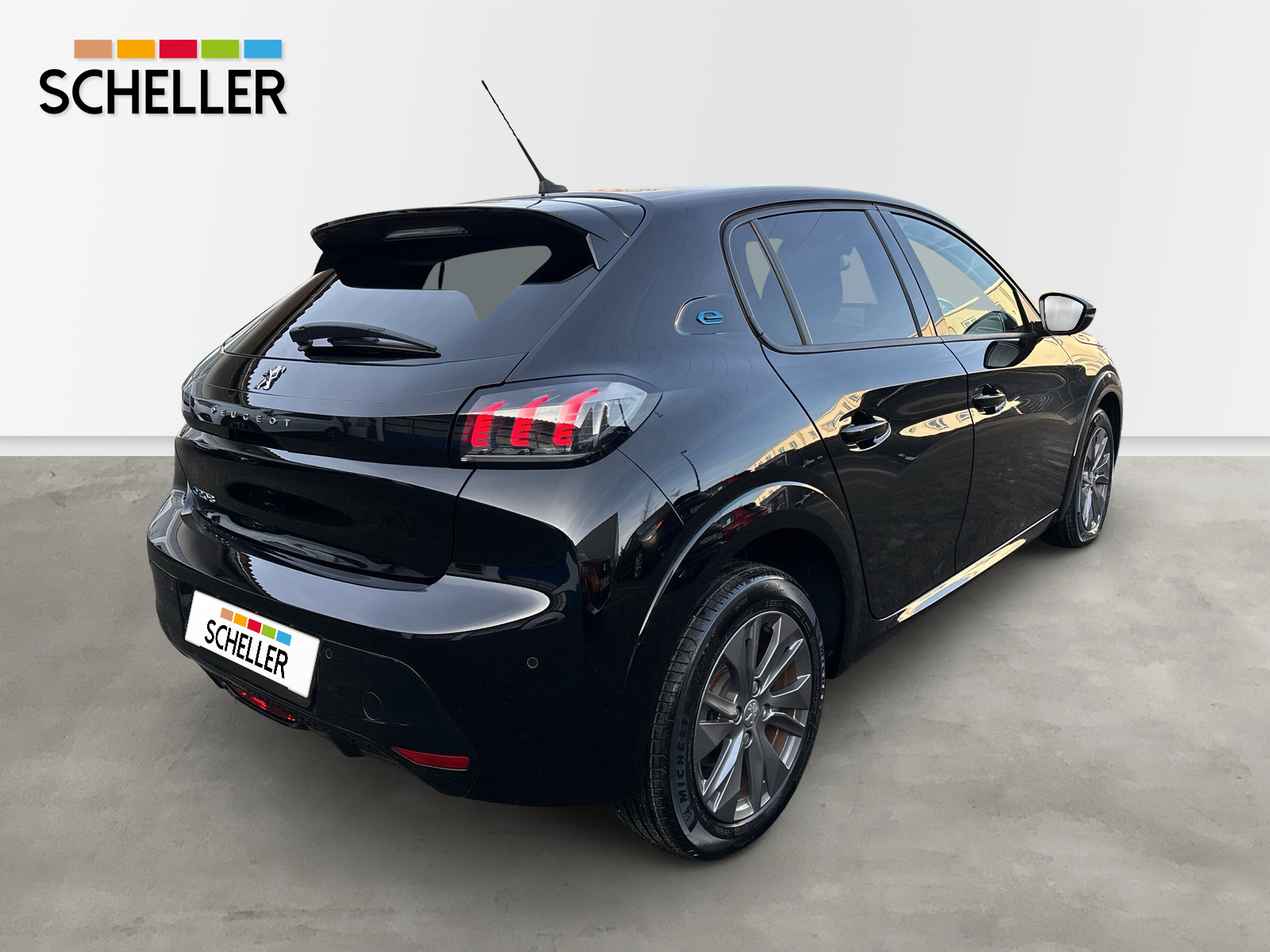 e 208 e- Allure Pack *SHZ*LED*NAVI*