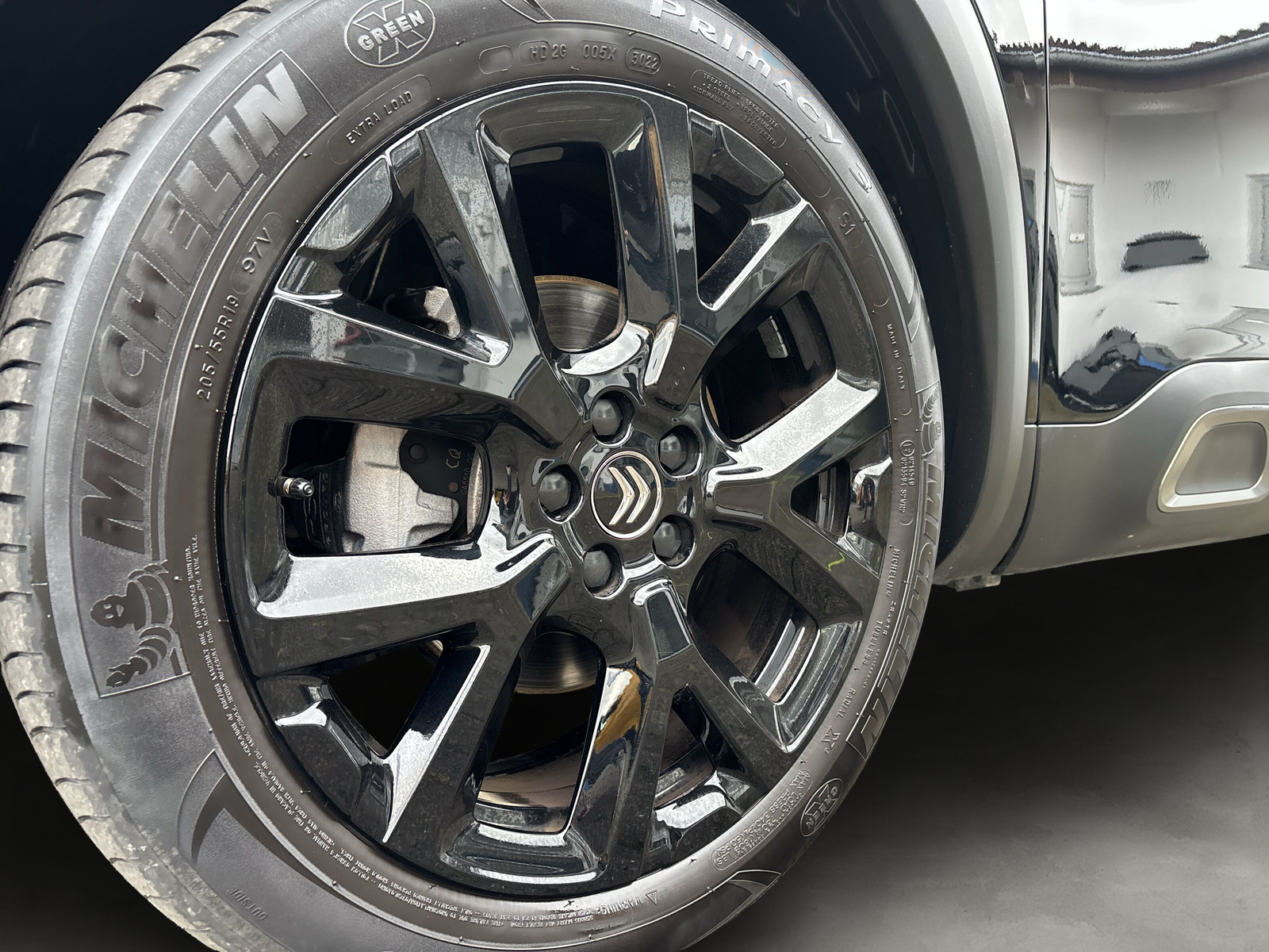 C5 Aircross Shine 1.2 PureTech 130 *SHZ*LED*AHK*