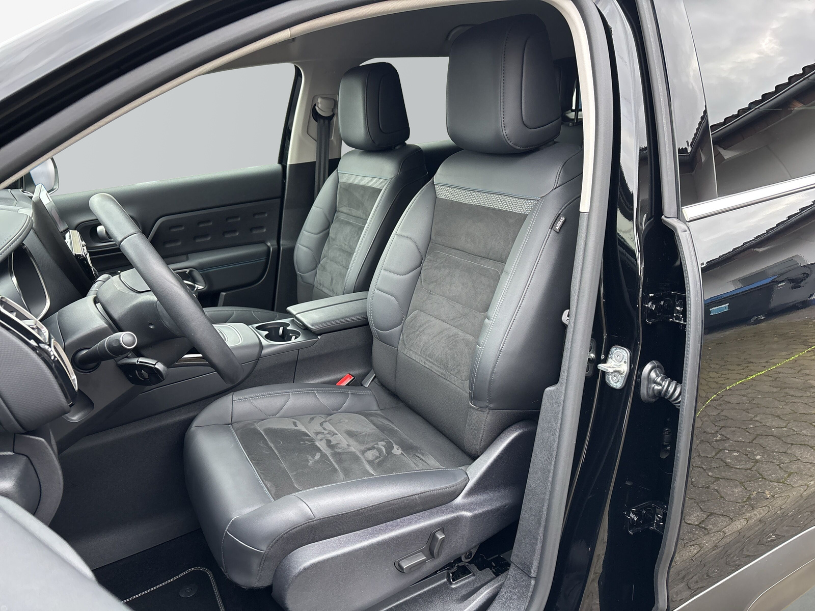 C5 Aircross Shine 1.2 PureTech 130 *SHZ*LED*AHK*