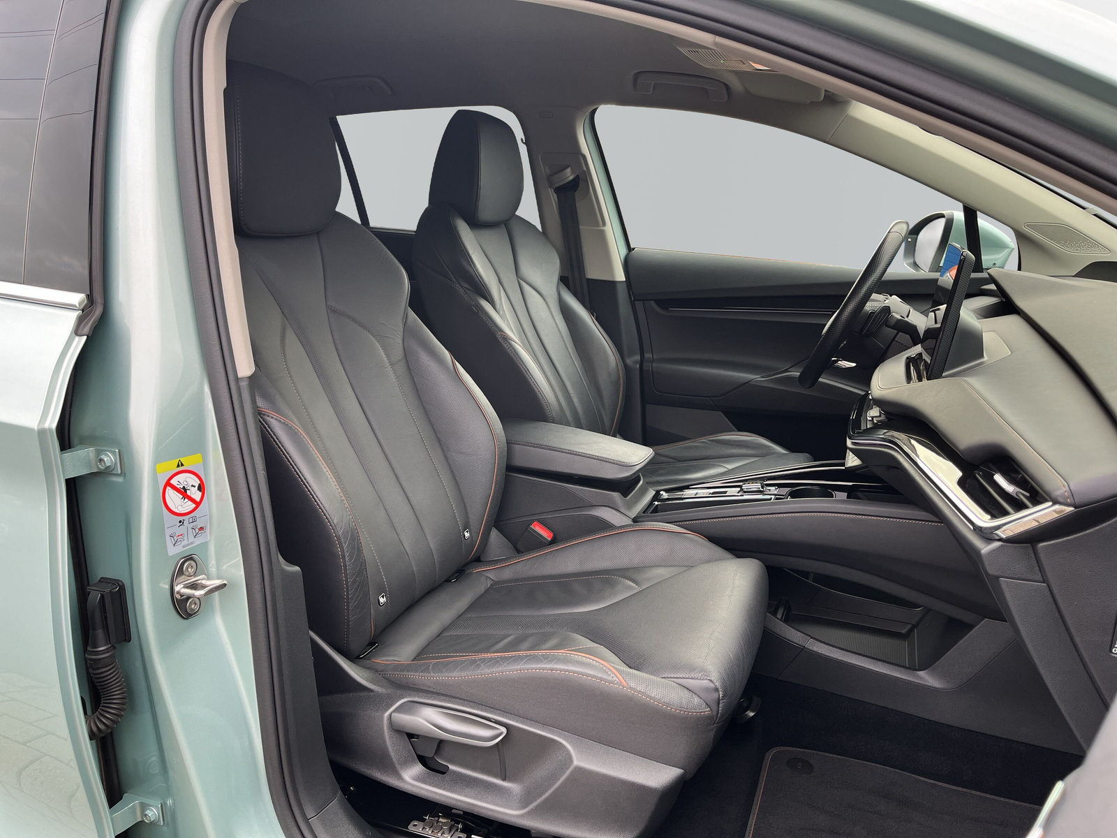 Enyaq 80 Suite 82kWh *AHK*LEDER*W-PUMPE*ELE.-SITZE*