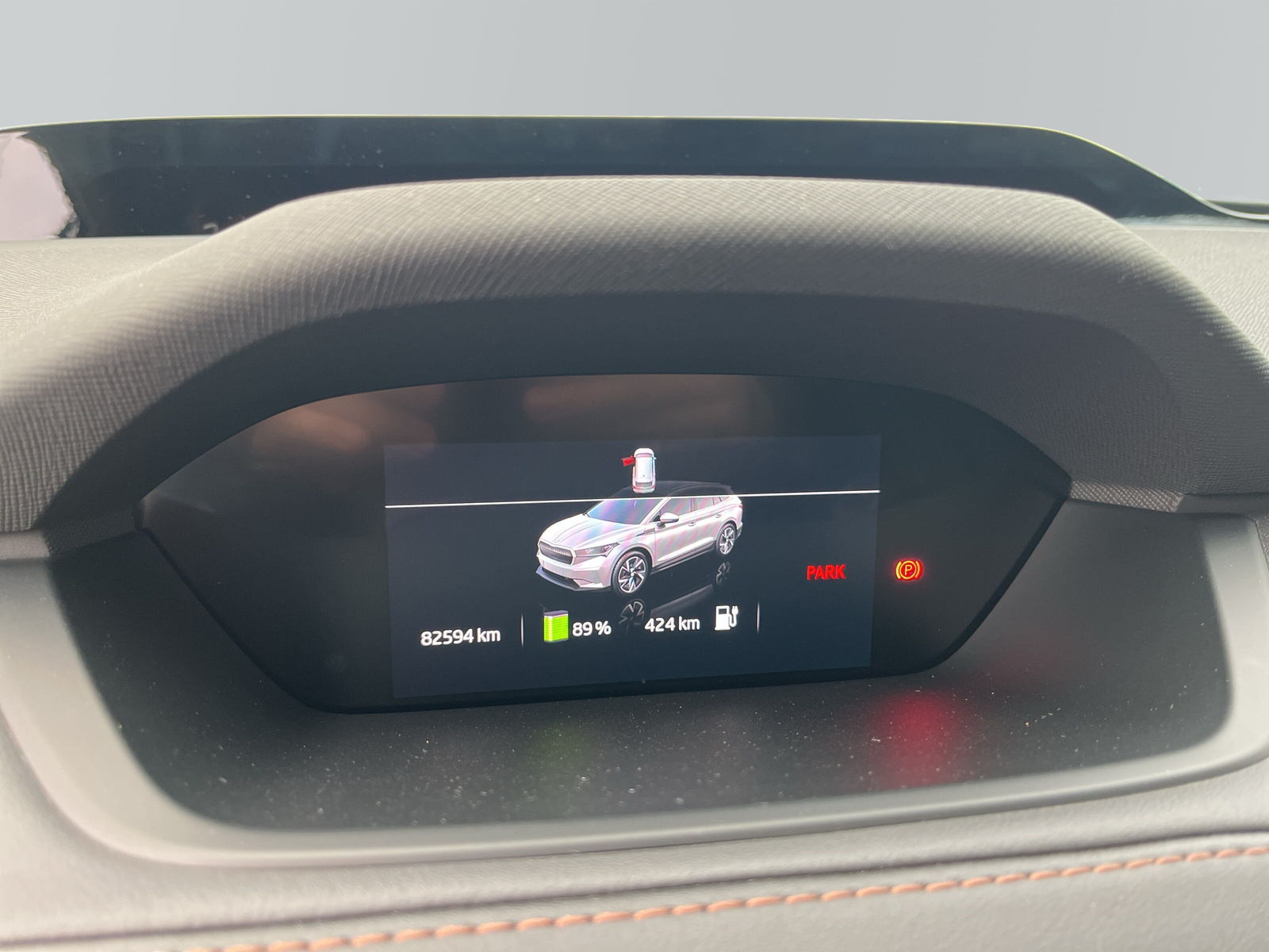 Enyaq 80 Suite 82kWh *AHK*LEDER*W-PUMPE*ELE.-SITZE*