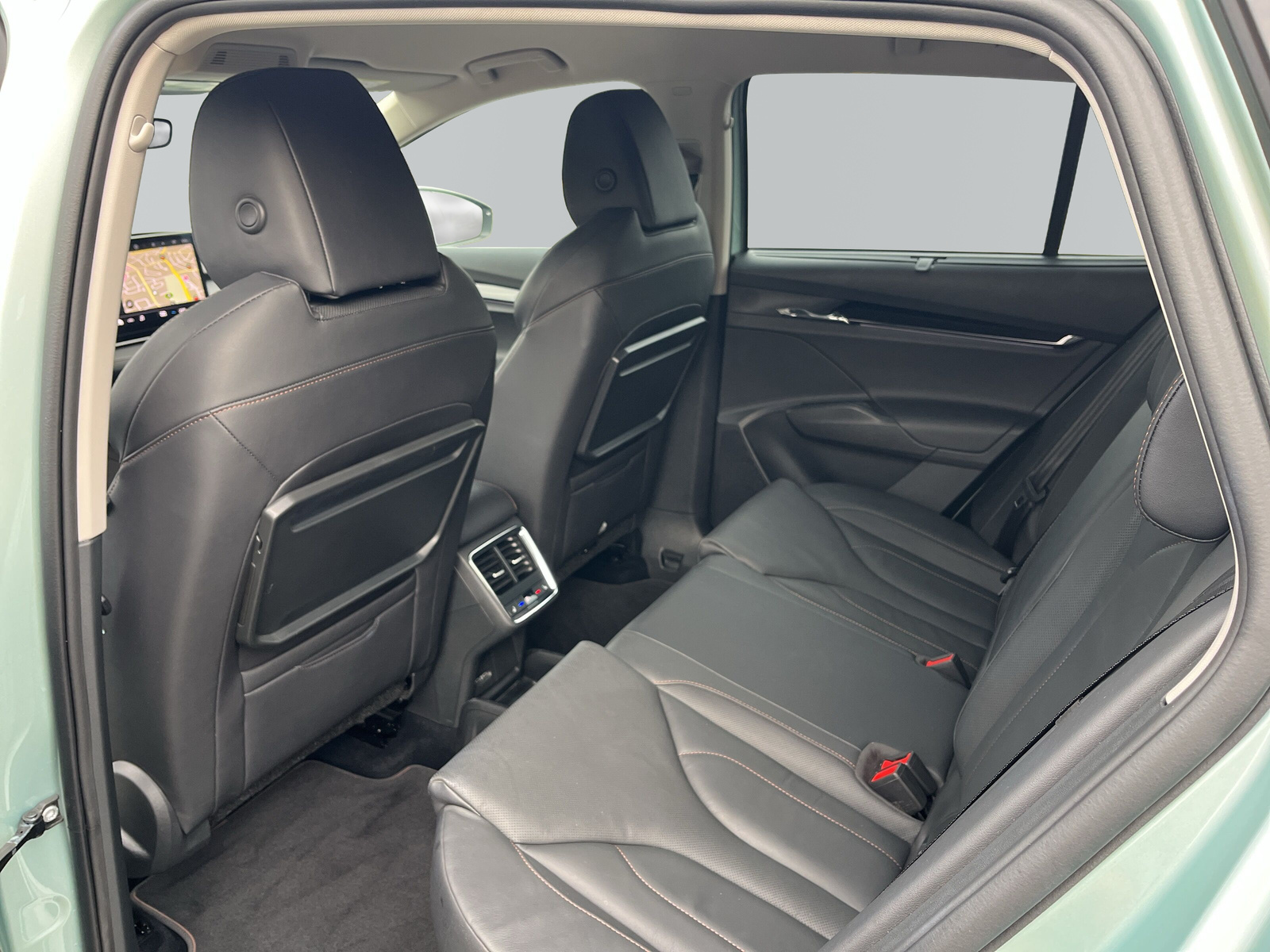 Enyaq 80 Suite 82kWh *AHK*LEDER*W-PUMPE*ELE.-SITZE*