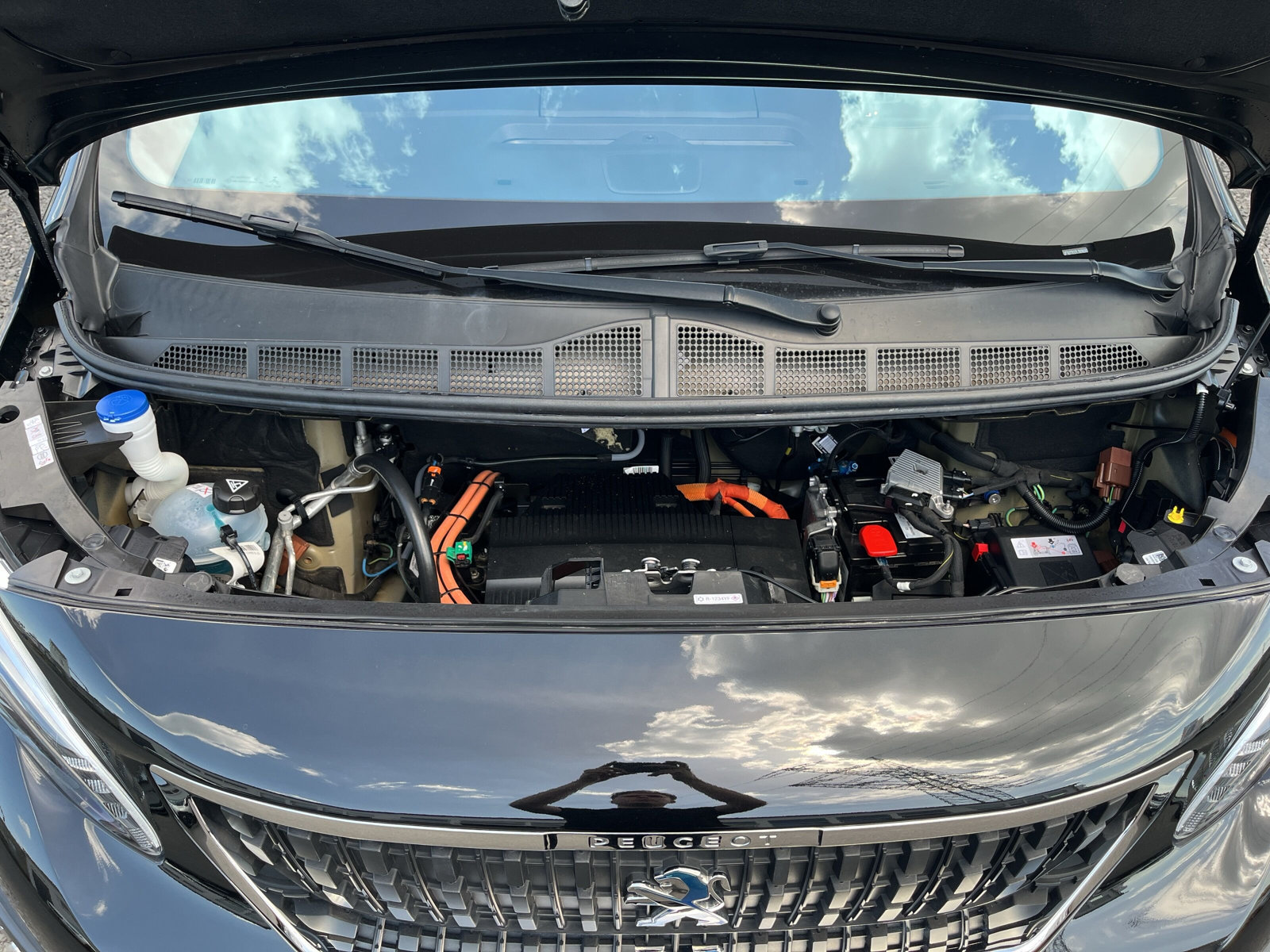 Traveller E-Allure Elektromotor L2 *7-SITZE*KAMERA*