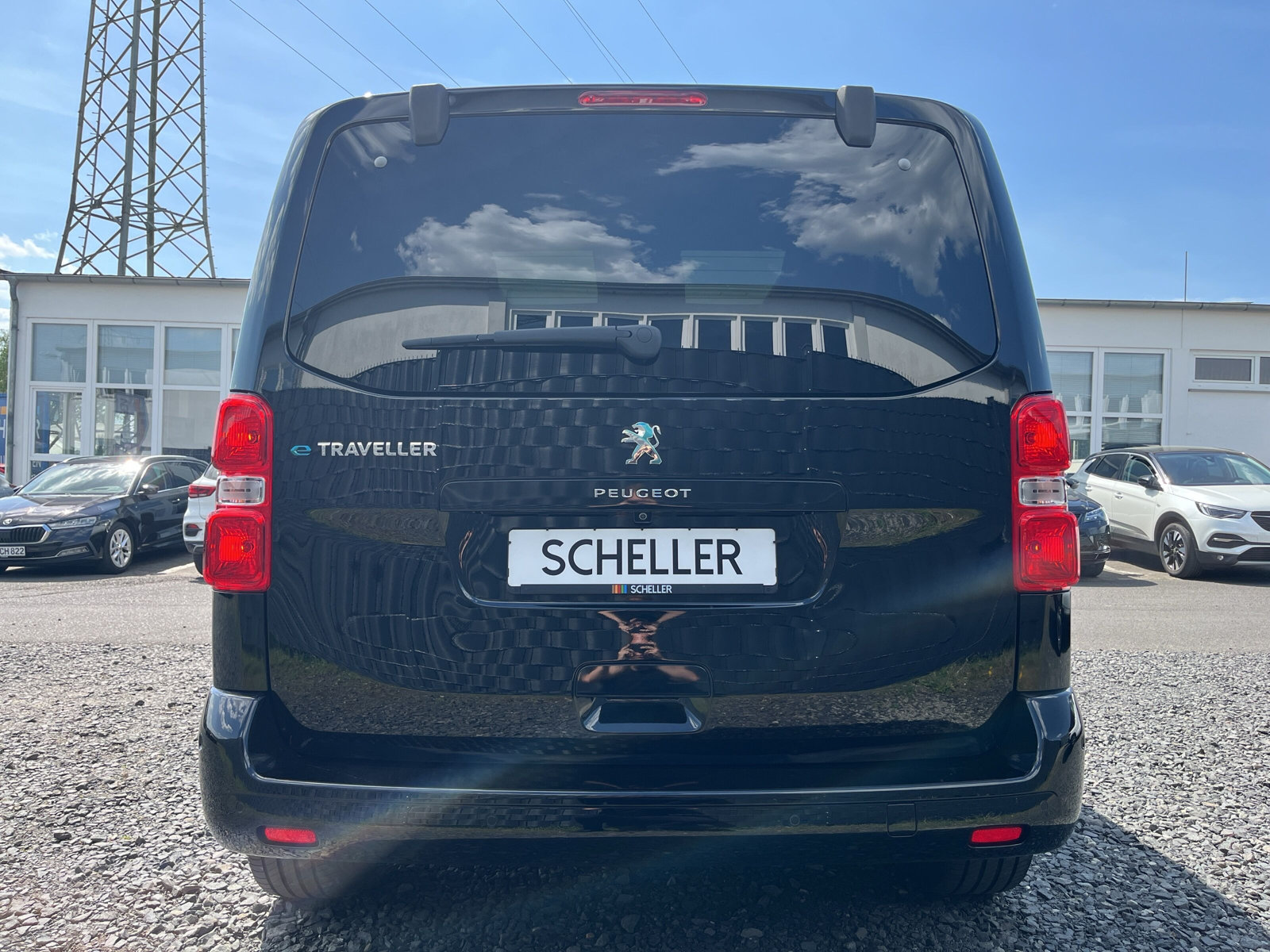 Traveller E-Allure Elektromotor L2 *7-SITZE*KAMERA*