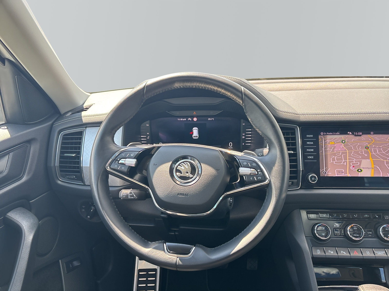 Kodiaq Tour *SHZ*LED*AHK*