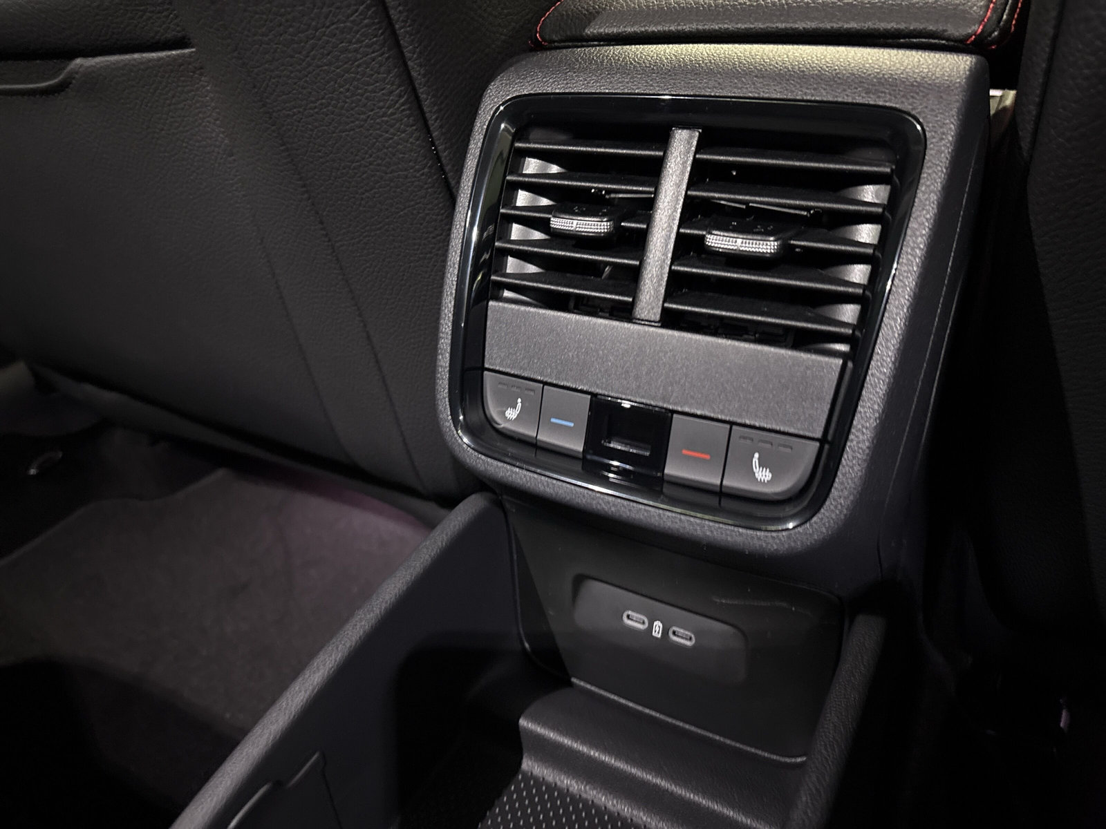 Octavia Combi RS 2,0 TSI 195 kW 7-Gang-DSG *Individuallackierung**Panoramaschiebedach*