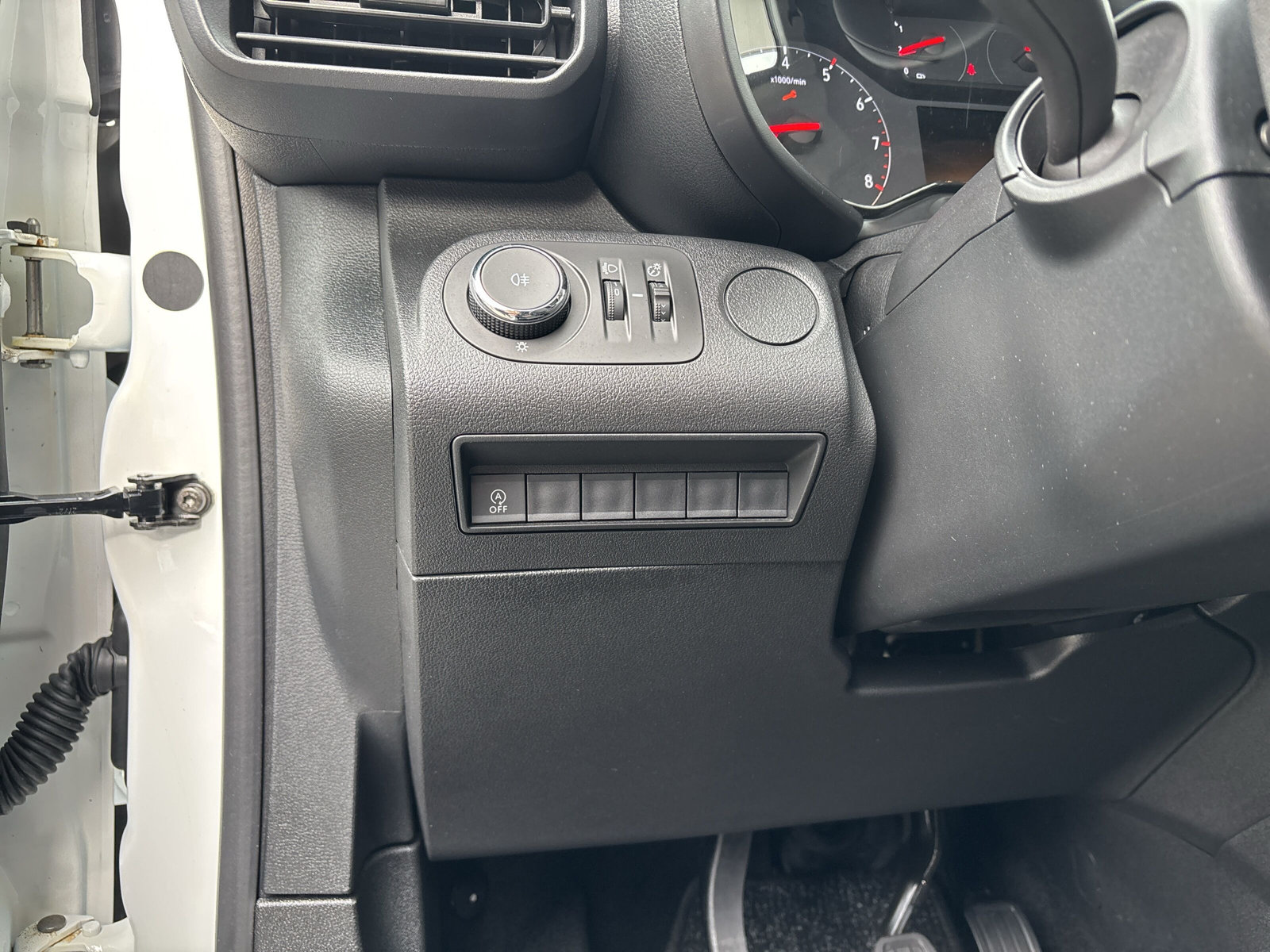 Combo E Cargo 1.2 Turbo Edition *KLMA*HOLZBODEN*PDC*