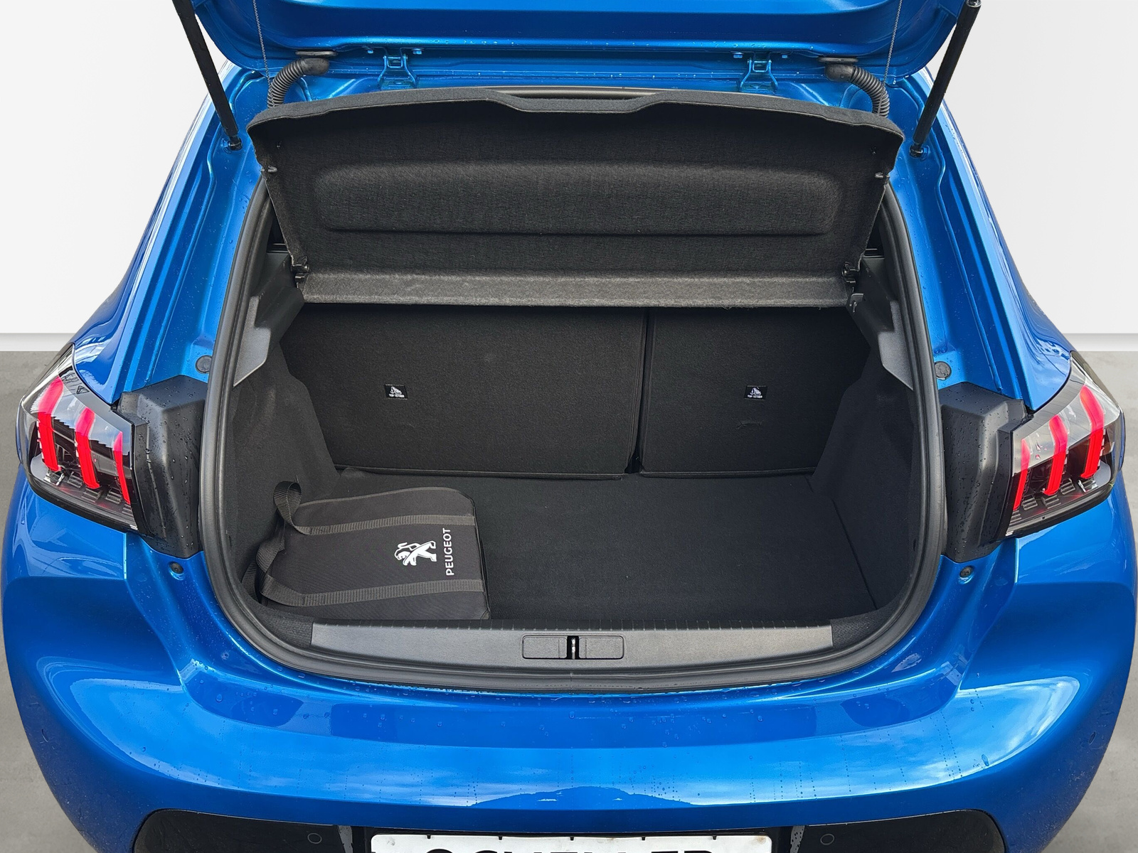 208 E GT Pack 50kWh *PANO*SHZ*ACC*