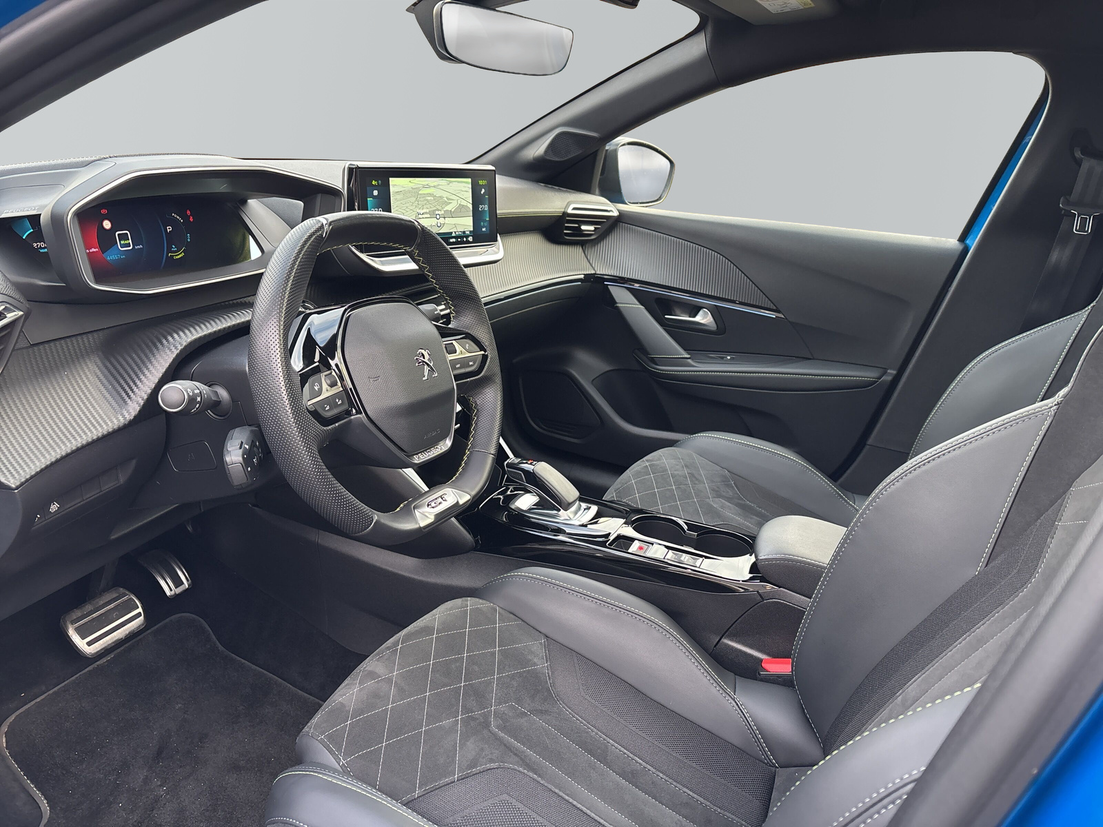 208 E GT Pack 50kWh *PANO*SHZ*ACC*