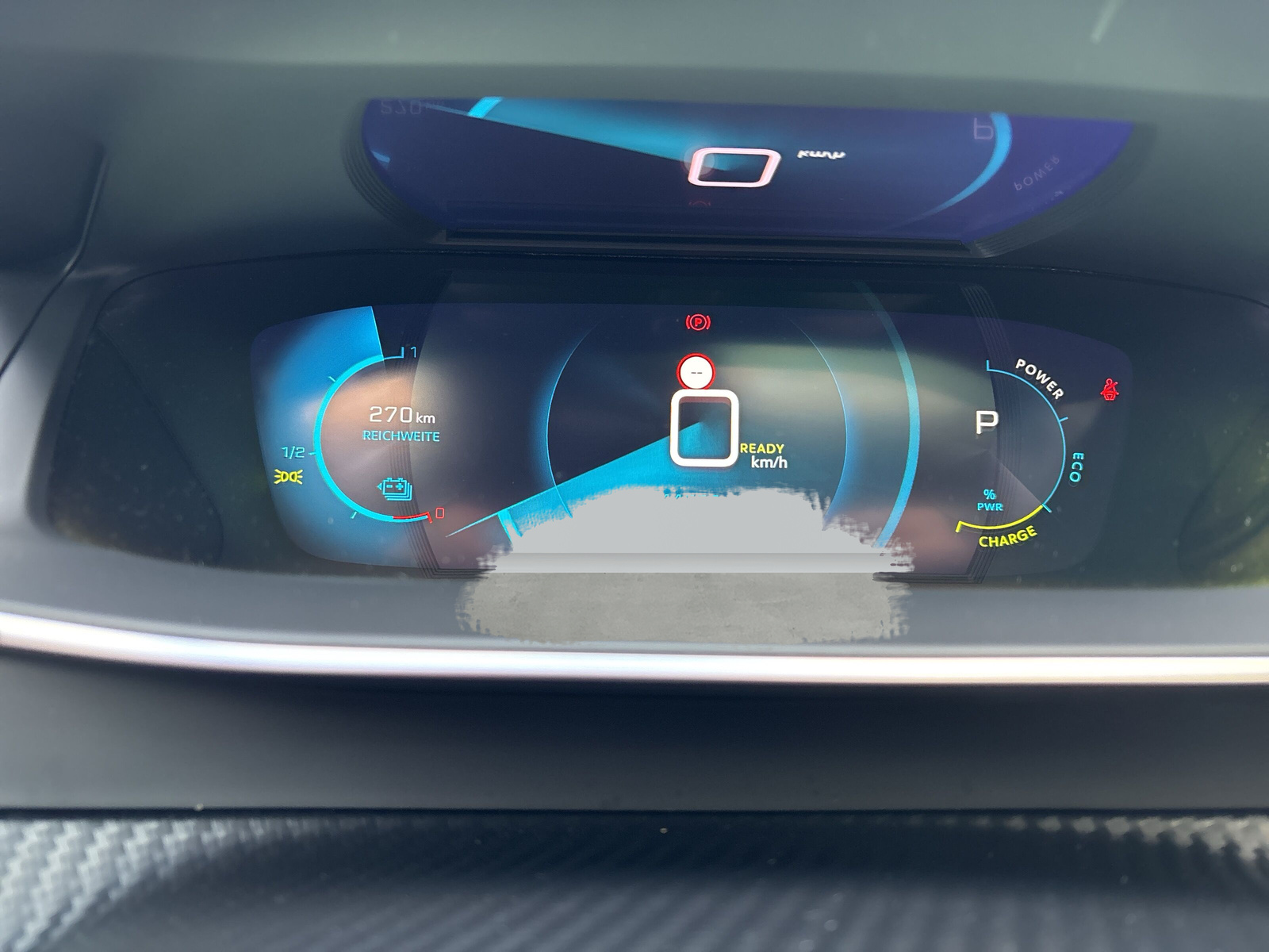 208 E GT Pack 50kWh *PANO*SHZ*ACC*