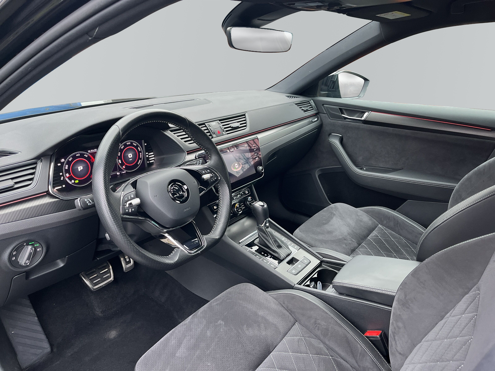 Superb Combi Sportline 2.0 TDI DSG *AHK*WSS-HZG*ACC*KAMERA*