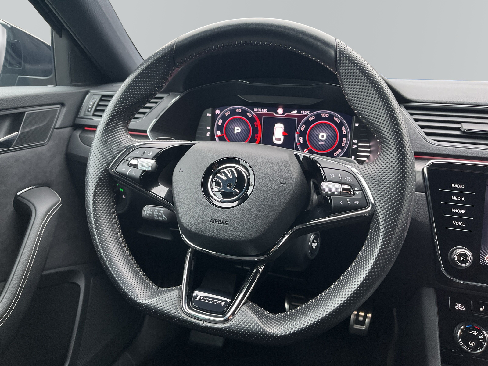 Superb Combi Sportline 2.0 TDI DSG *AHK*WSS-HZG*ACC*KAMERA*