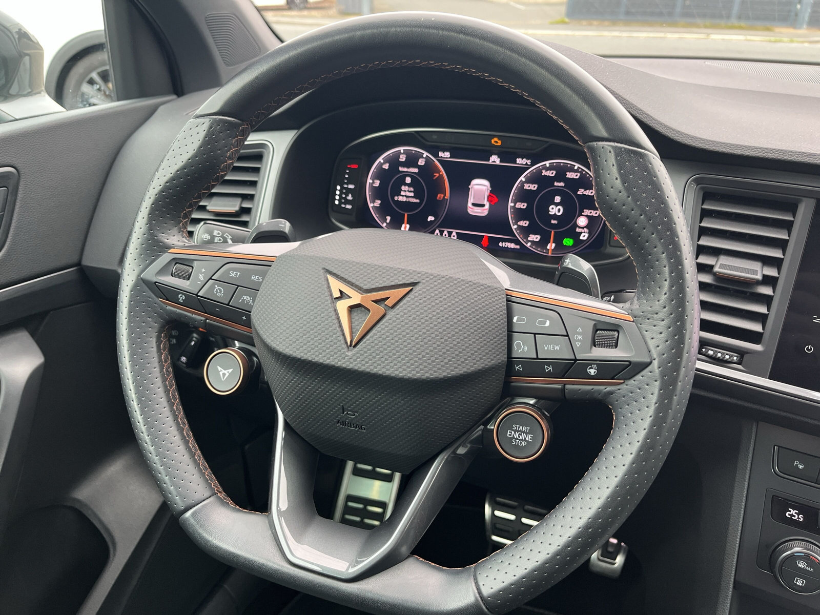 Ateca 4Drive 2.0 TSI DSG *AHK*WSS-HZG*BEATS*ACC*