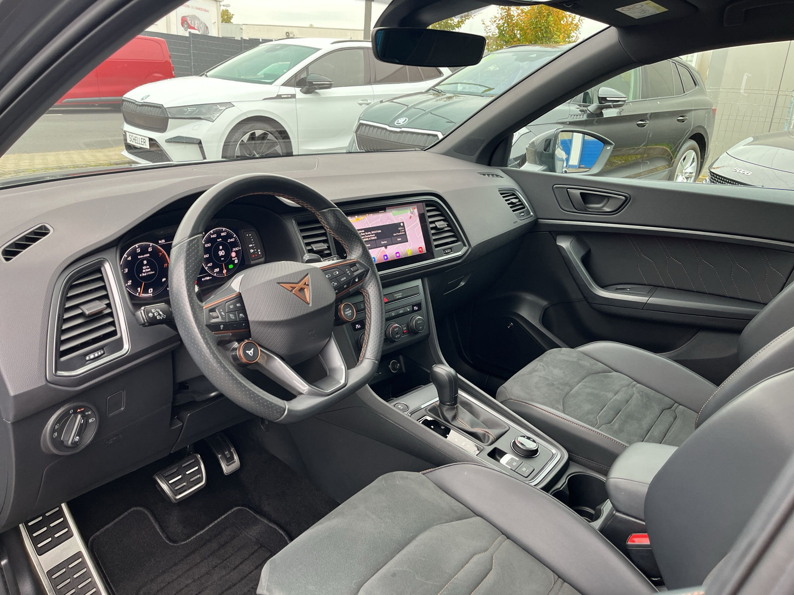 Ateca 4Drive 2.0 TSI DSG *AHK*WSS-HZG*BEATS*ACC*