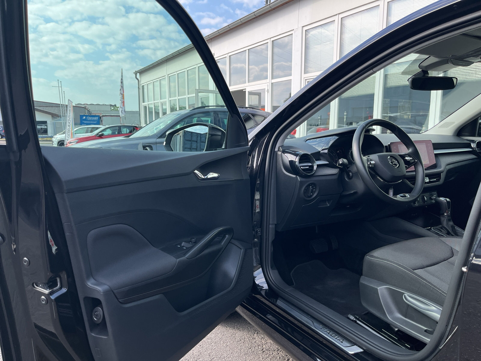Fabia Tour 1.0 TSI DSG *LED*SHZ*KLIMA*