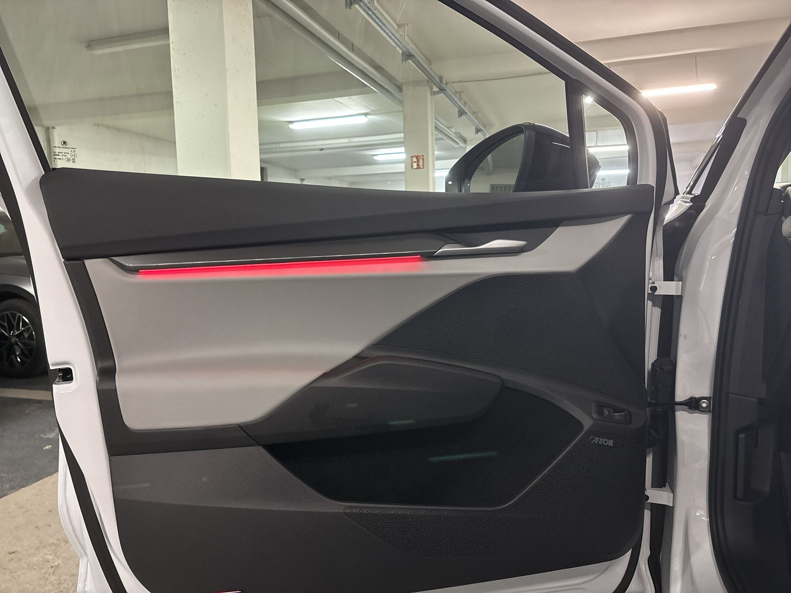 Elroq First Edition II. 82 kWh Batterie Elektromotor 210 kW Sondermodell First Edition 210kW