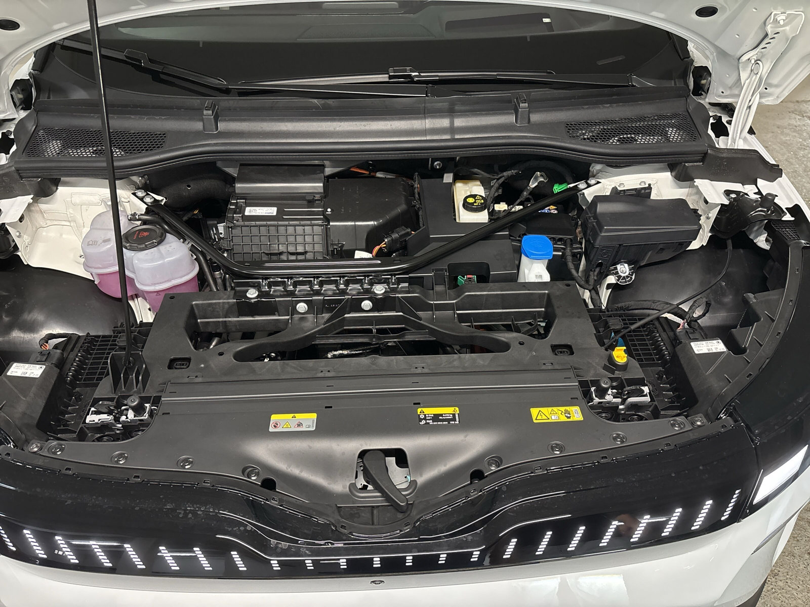 Elroq First Edition II. 82 kWh Batterie Elektromotor 210 kW Sondermodell First Edition 210kW