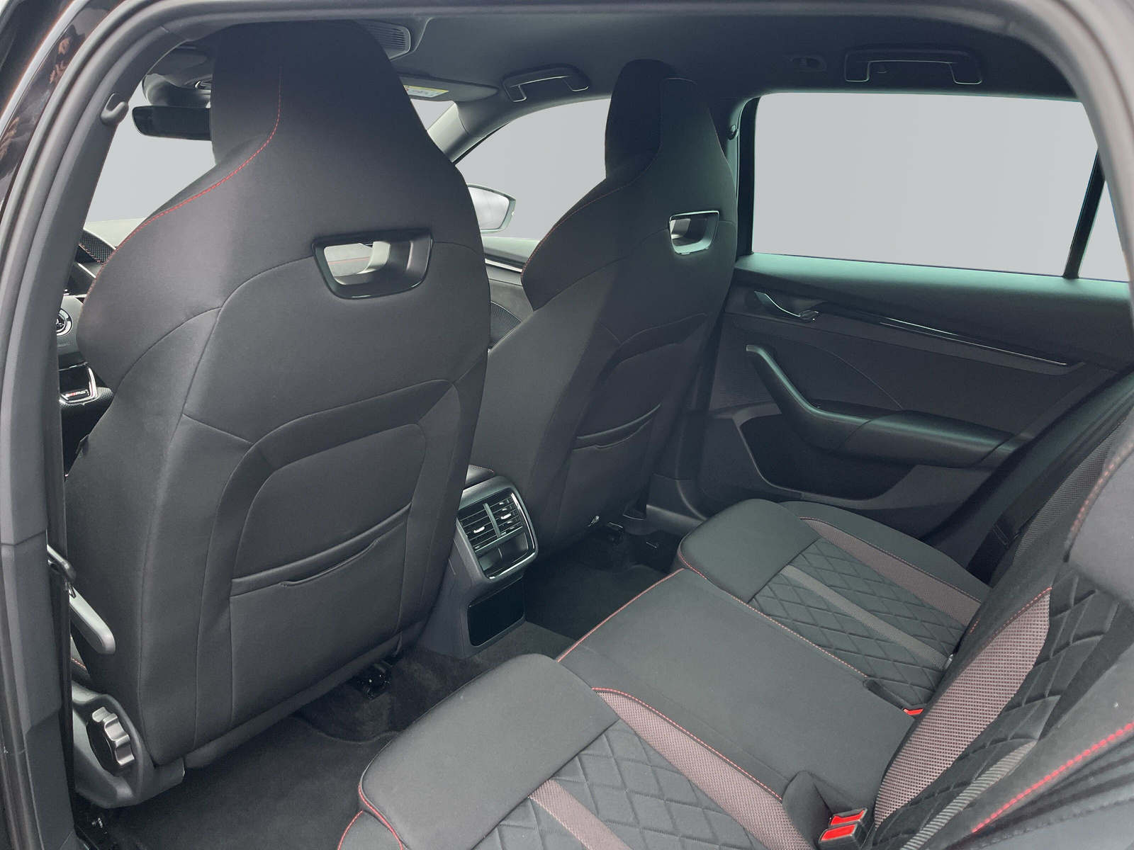 Octavia Combi RS 2.0 TDI DSG *AHK*HEAD-UP*COLUMBUS*