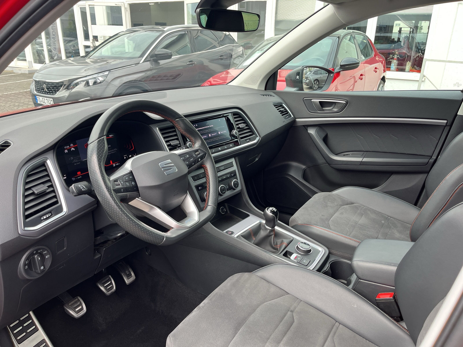 Ateca FR 2,0 TDI 6 Gang *KAMERA*ACC*SHZ*