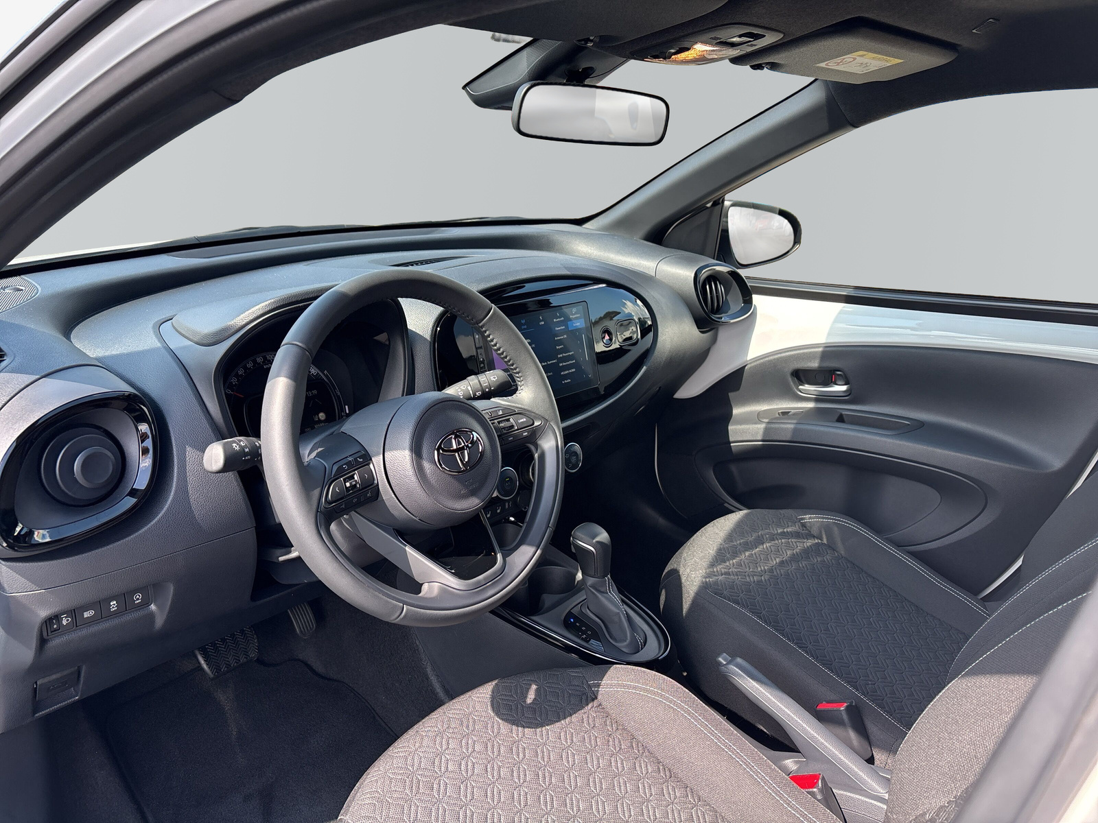 Aygo X Black&White *SHZ*MIRROR LINK*