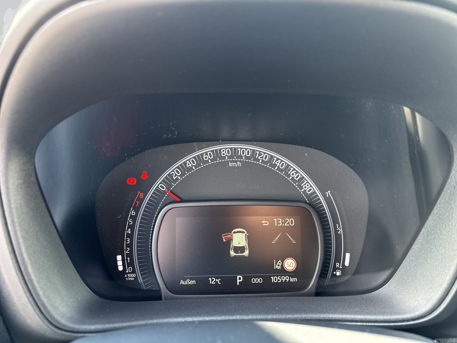 Aygo X Black&White *SHZ*MIRROR LINK*