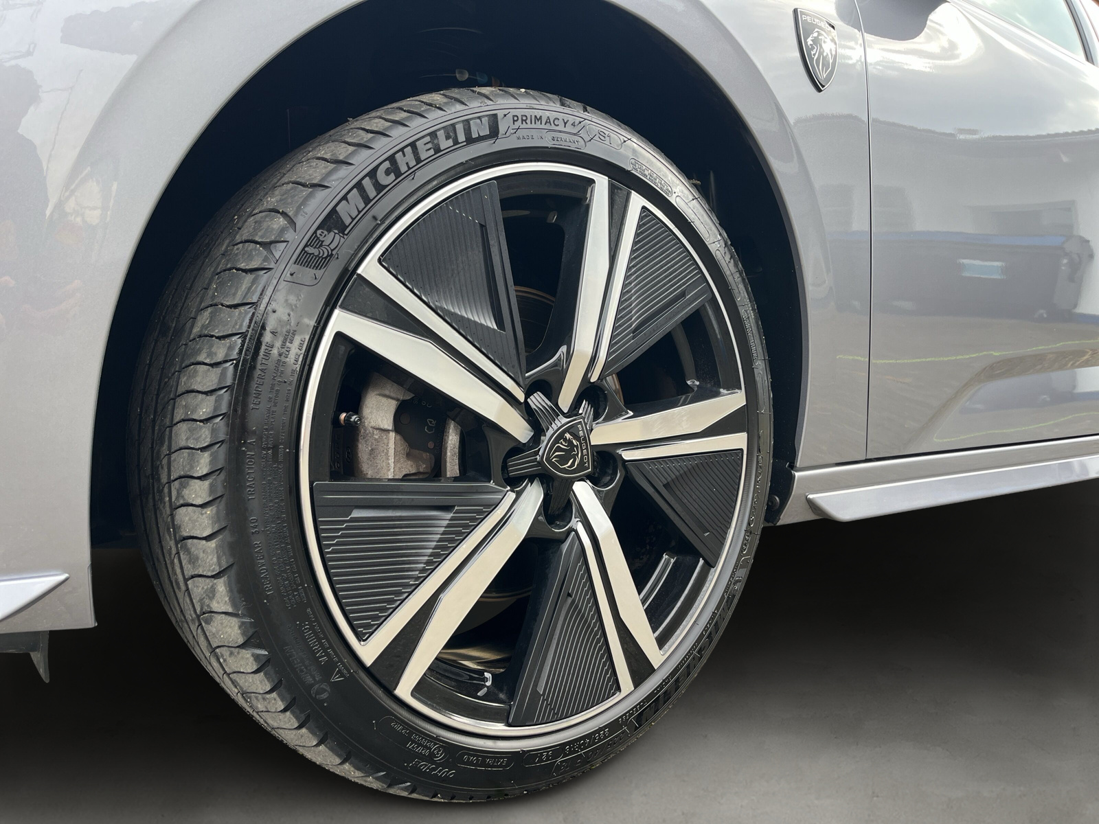 308SW GT 1.2 PureTech EAT8 *PANO*MASSAGE*LEDER*