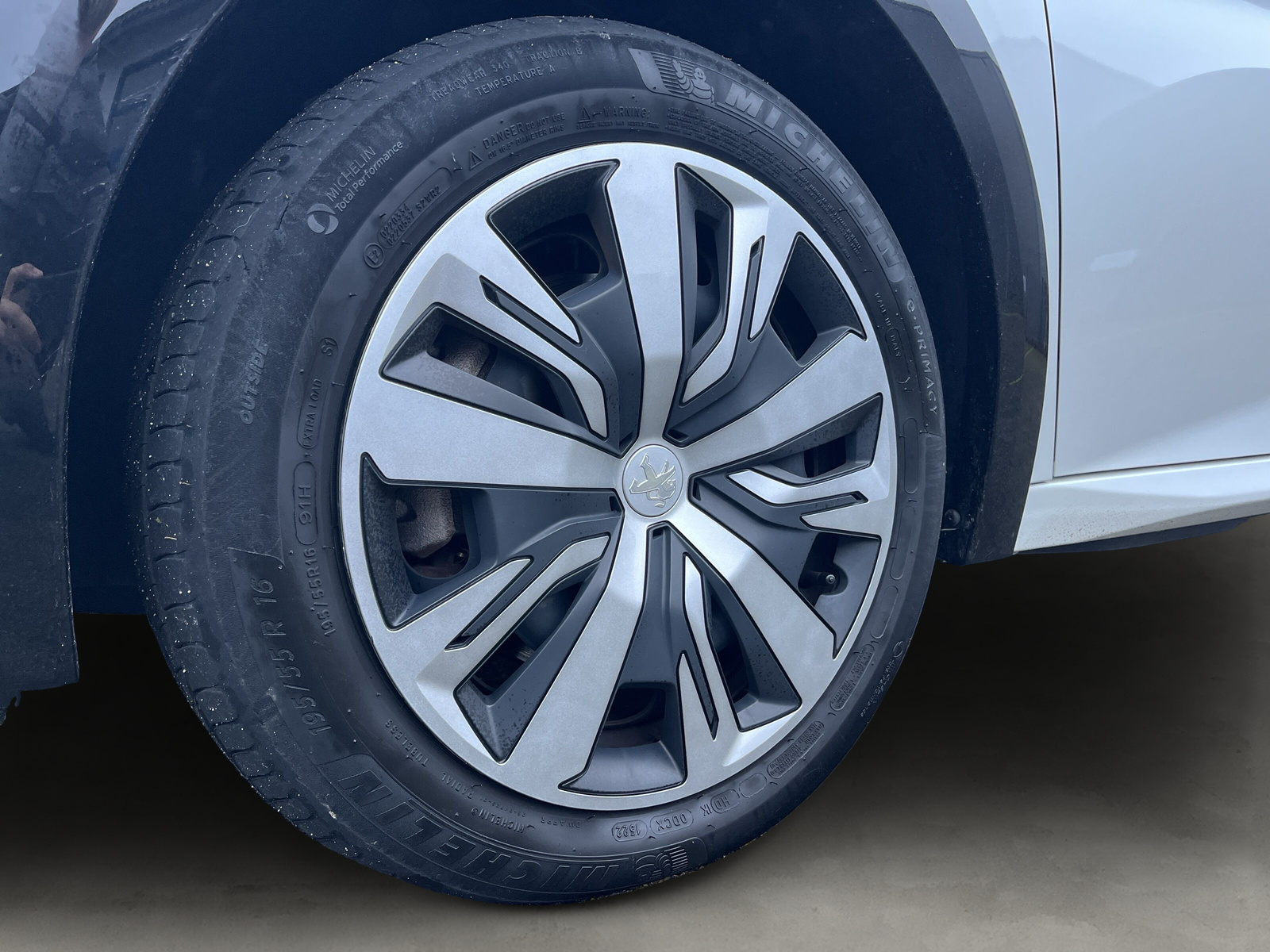 208 e- Active *SHZ*KLIMA-AUTO*