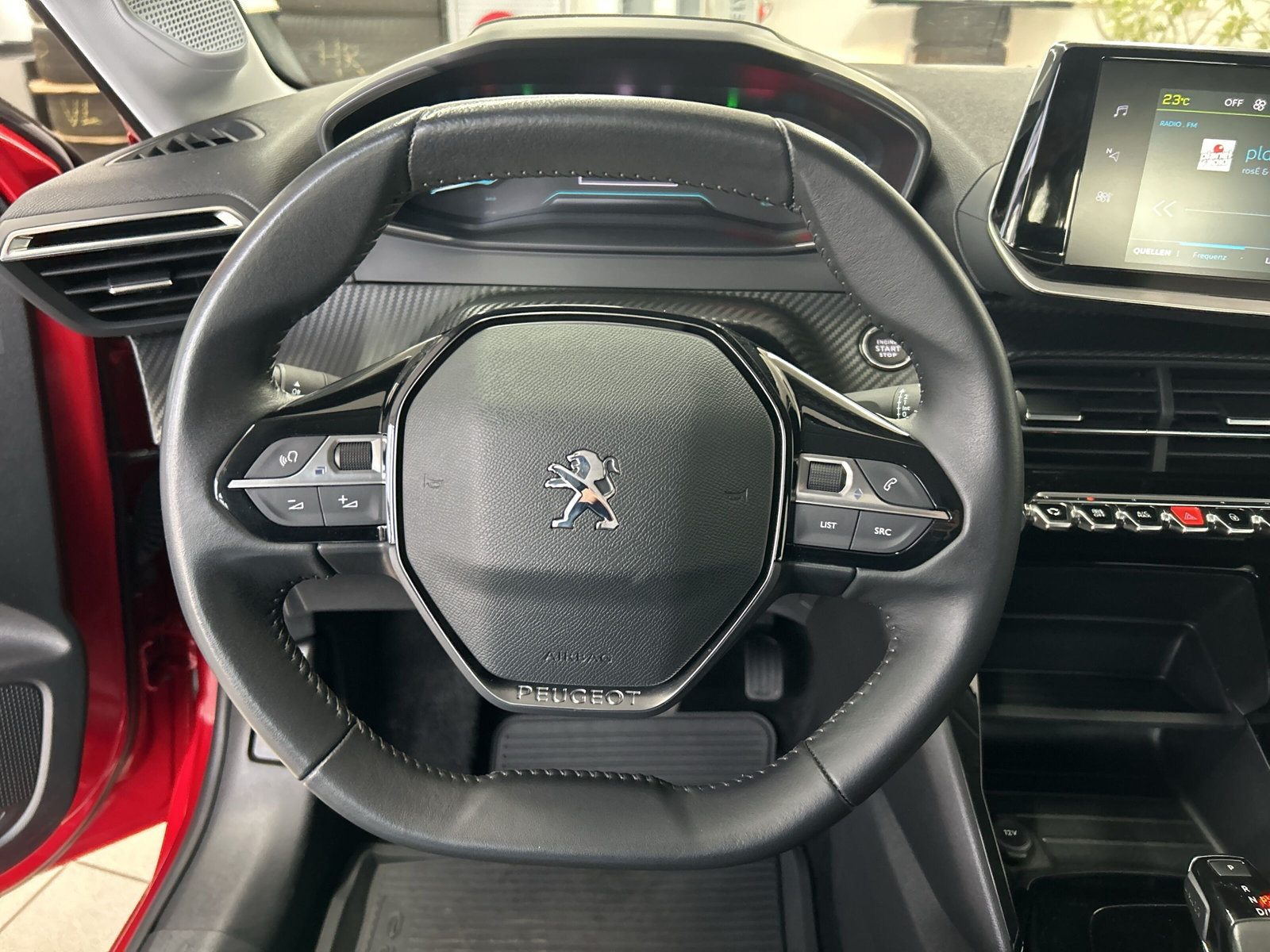 e 208 e- Active 50kWH *KLIMAAUTO*MIRROR-LINK*