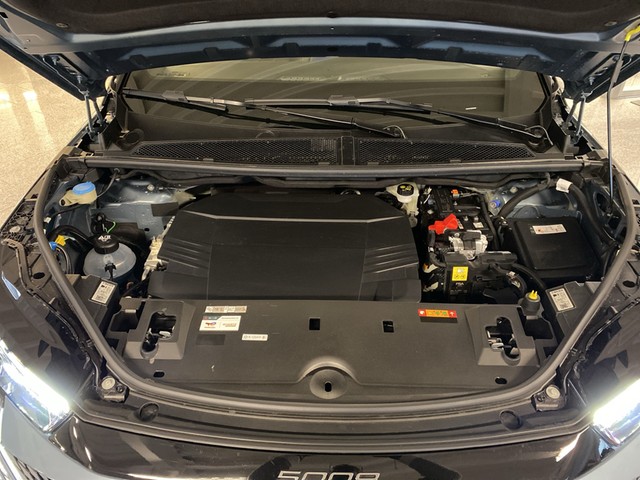 5008 GT Elektromotor 210 - 73 kWh Batterie